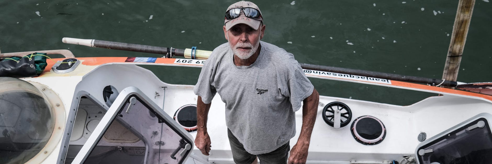 Jean-Jacques Savin feierte noch seinen 75. Geburtstag an Bord seines Ruderbootes, in dem nun seine Leiche gefunden wurde.