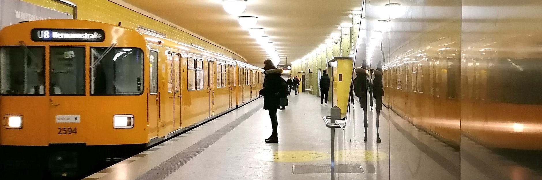 Der Fahrplan der U-Bahn wird ab Montag ausgedünnt.