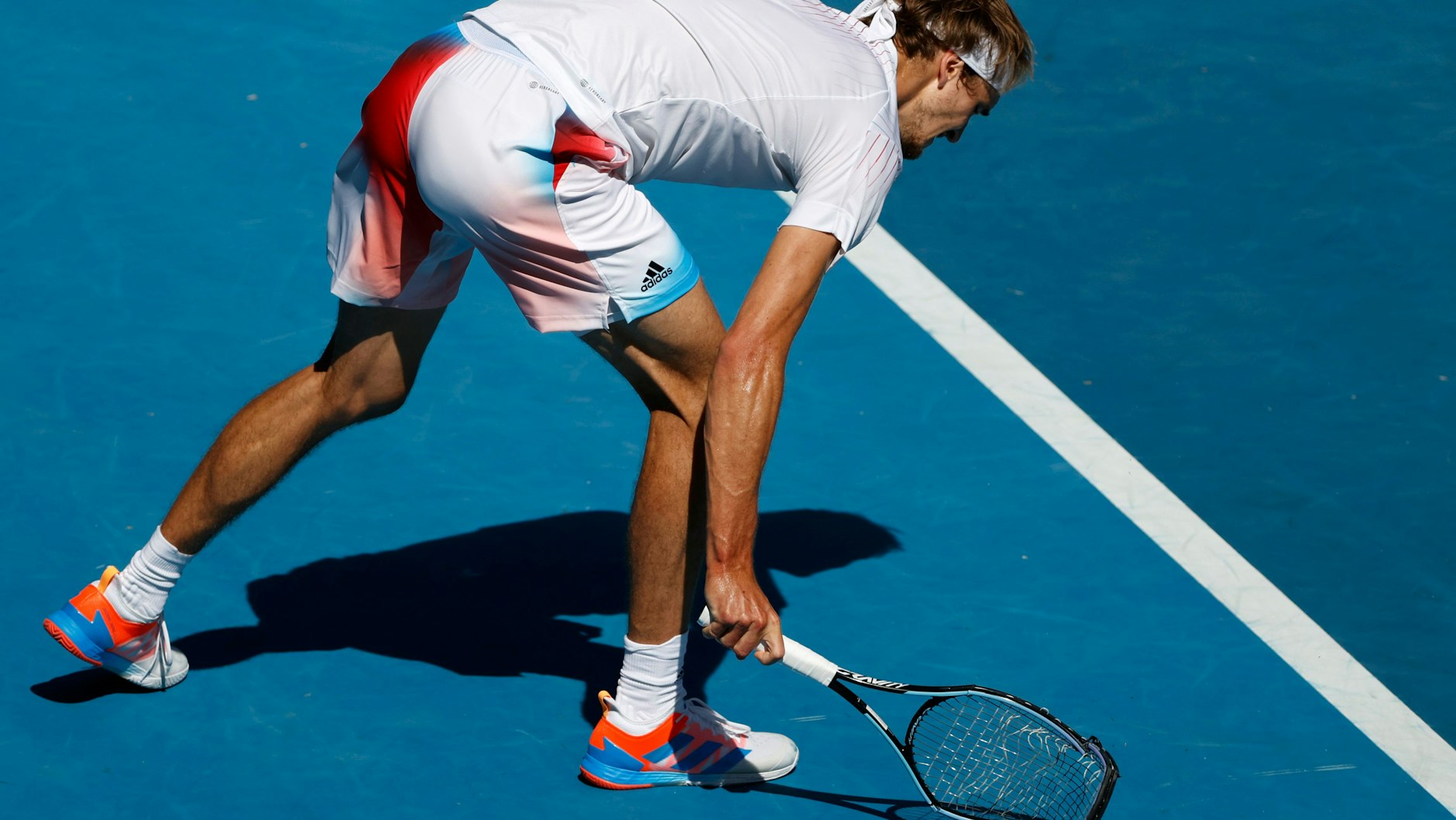 Alexander Zverev ließ seinem Frust freien Lauf, zertrümmerte bei den Australian Open seinen Schläger.