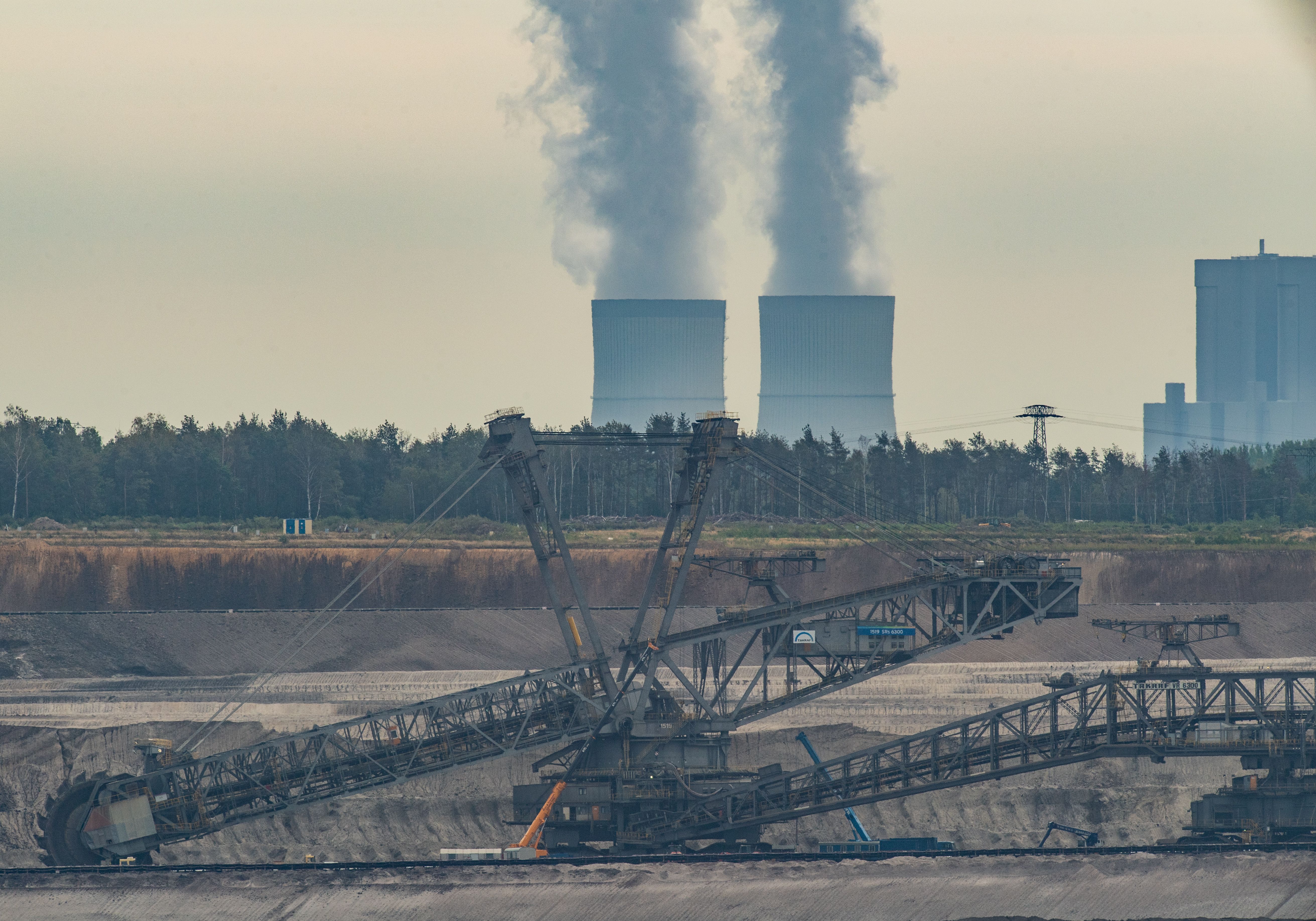 Die Kohle geht, aber die Hilfs-Kohle rollt nur langsam an