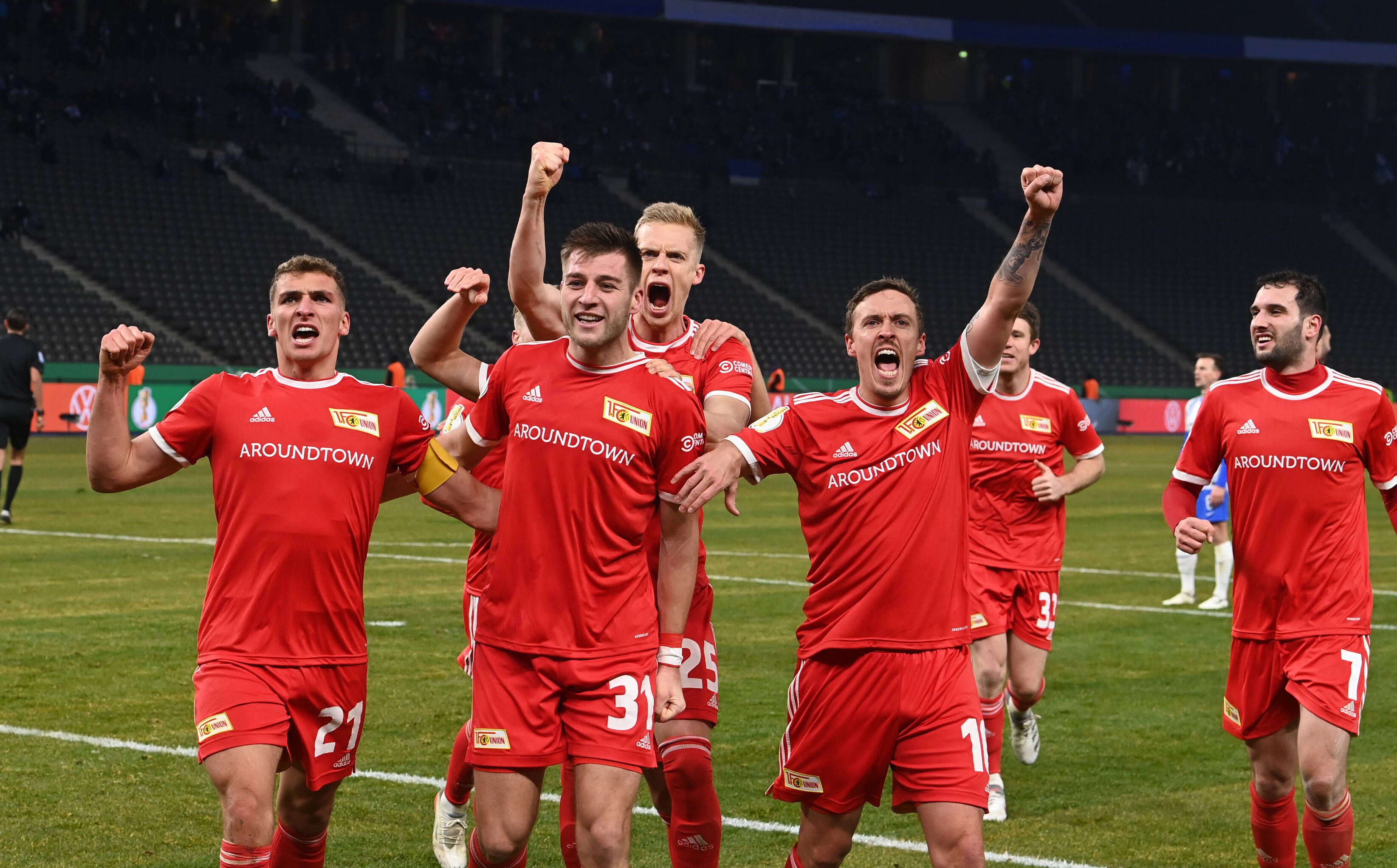 Image - Mehrmals zwicken bitte: Eiserne machen sprachlos