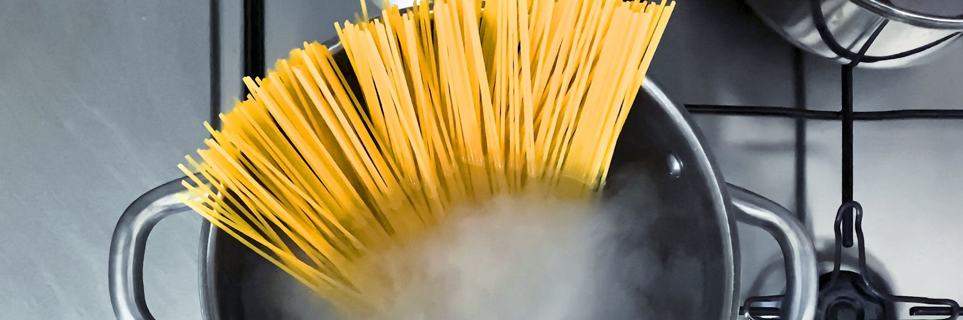 Nudeln kocht wohl jeder gern - aber Achtung: Das Nudelwasser muss nicht weggeschüttet werden!