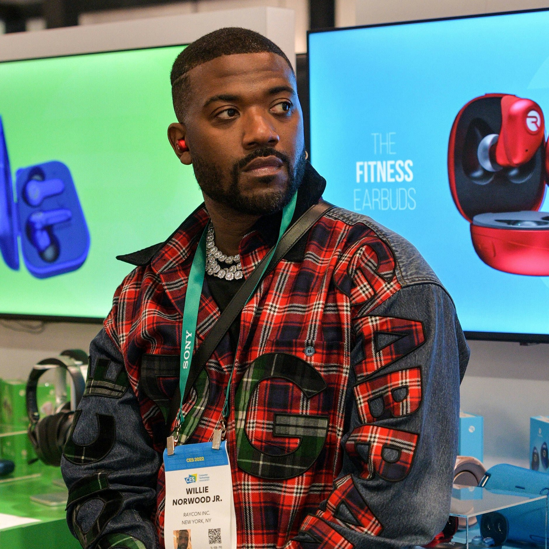 Mit Rapper Ray J nahm Kim Kardashian mehrere brisante Sex-Filmchen auf.