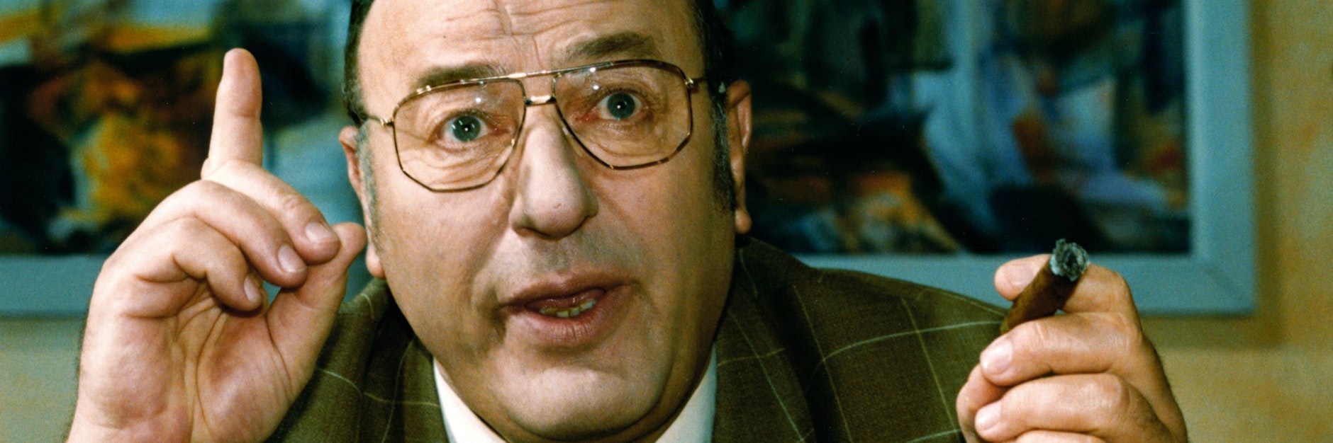 Manfred Krug, wie man ihn kannte: herrisch mit Zigarre und großen Gesten