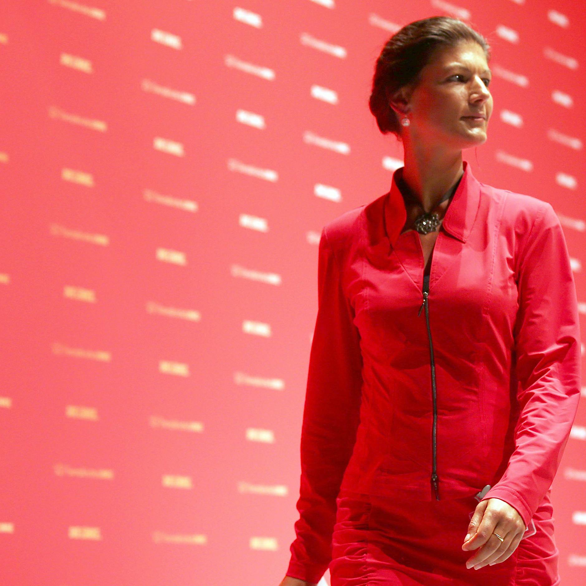 Linke um Wagenknecht: Aufruf zur Erneuerung ihrer Partei