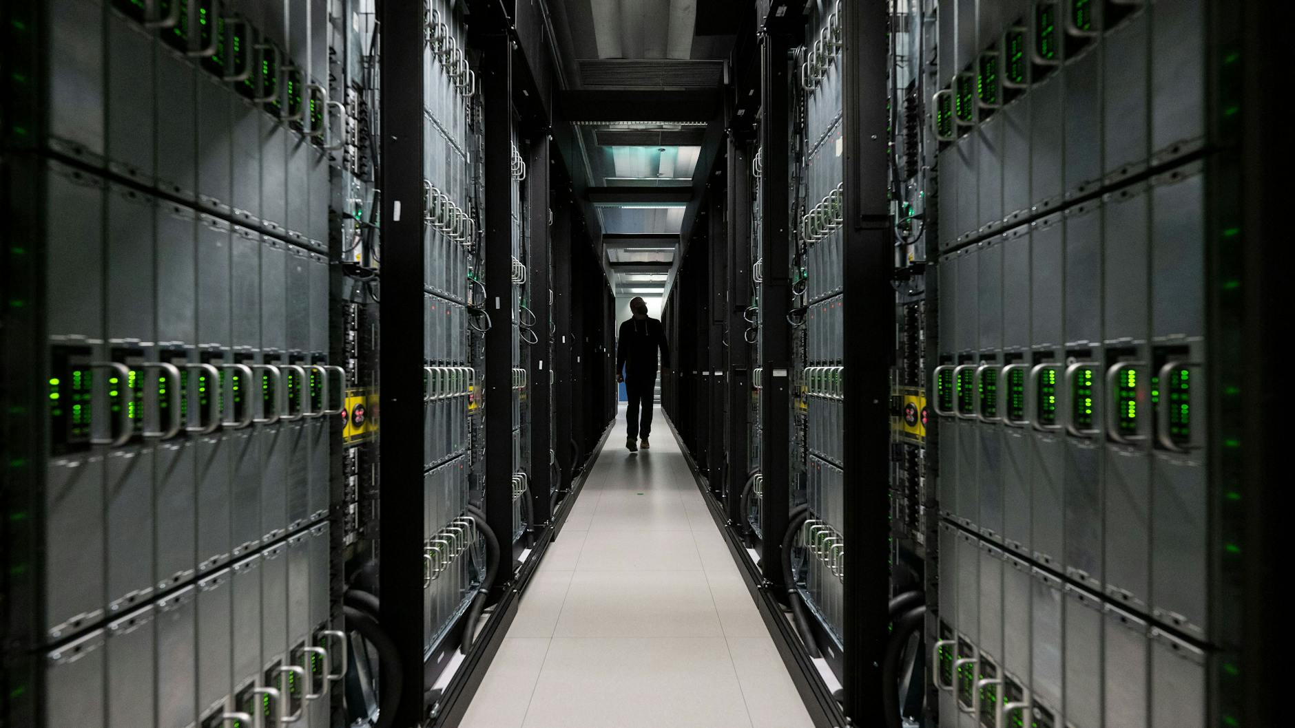 Eine Großrechenanlage zur Datenspeicherung: Die deutsche Nako-Gesundheitsstudie enthält umfassende Informationen über 200.000 Menschen. Wird sie für Corona genutzt? Nein.