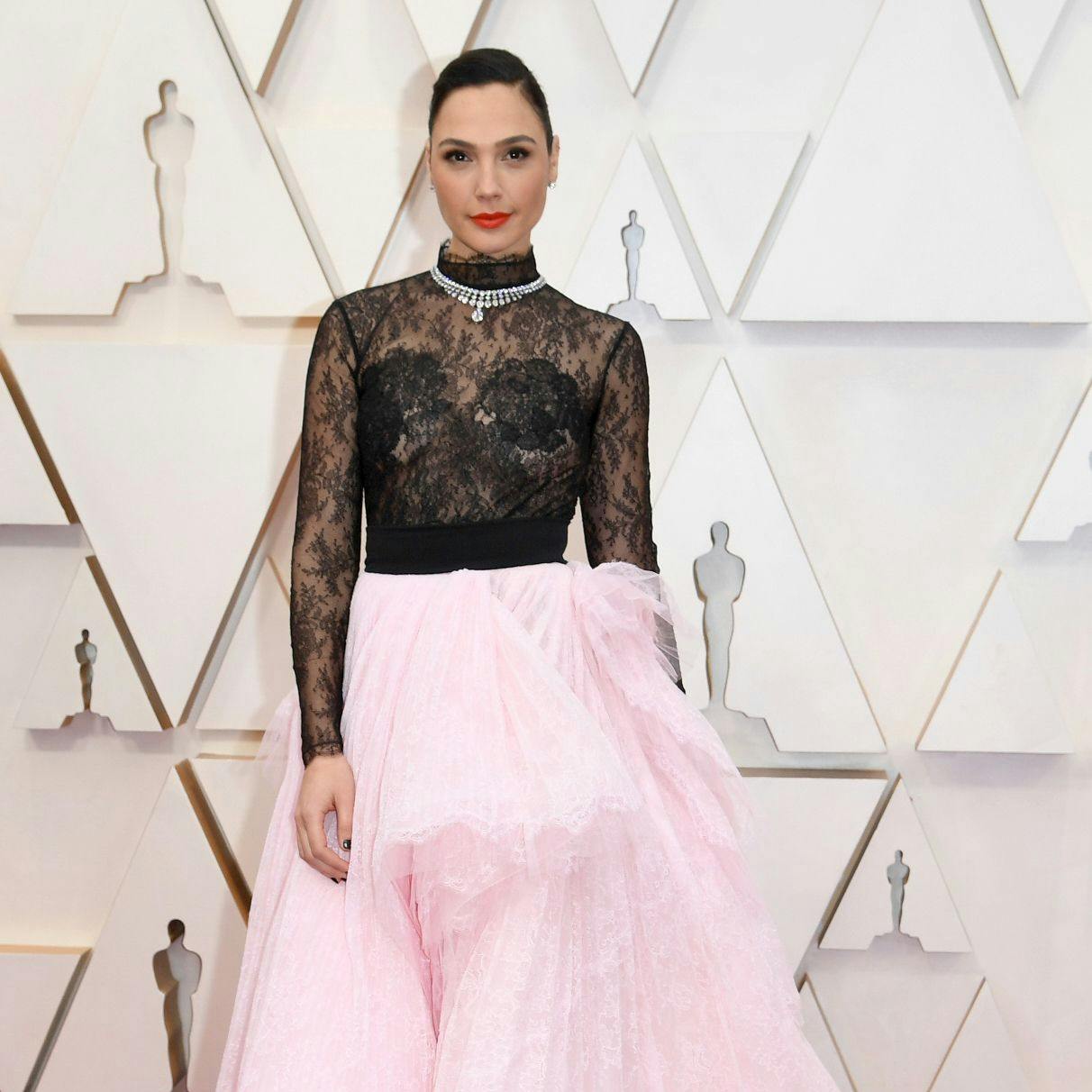 Gal Gadot spielt in der Schneewittchen-Neuverfilmung „Snow White“ die böse Hexe.