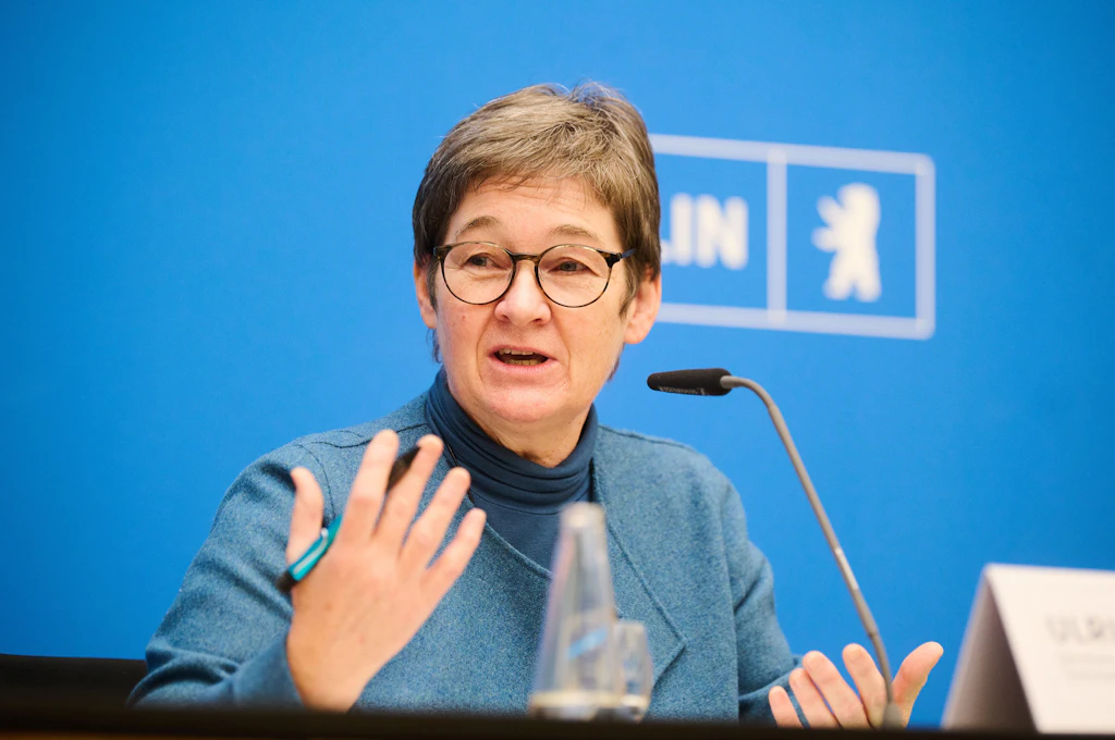 Senatorin Gote: Mehr Infizierte in Berlin als in Statistik ausgewiesen