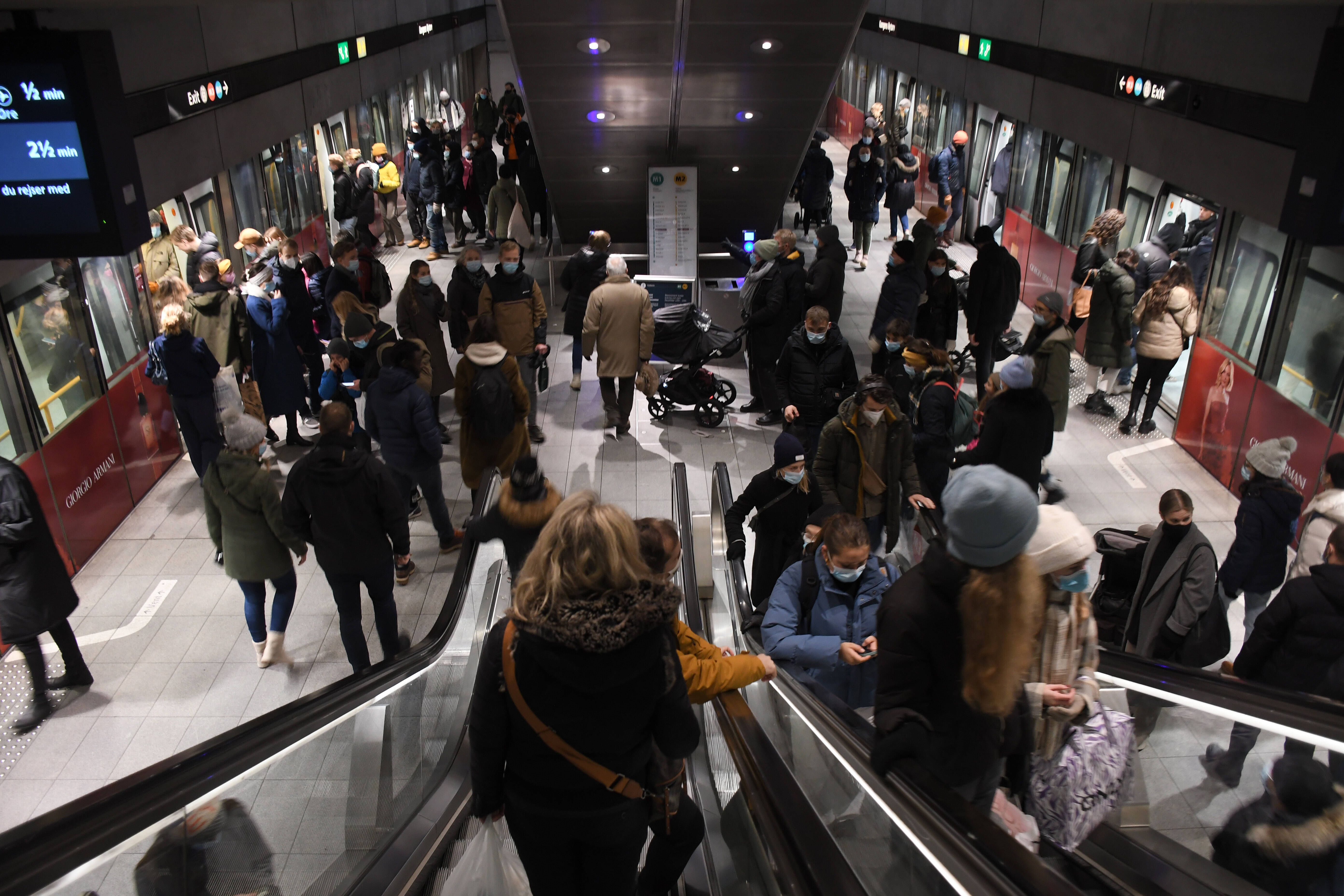 DIESES deutsche Nachbarland streicht die Maskenpflicht – trotz Corona-Rekordzahlen!
