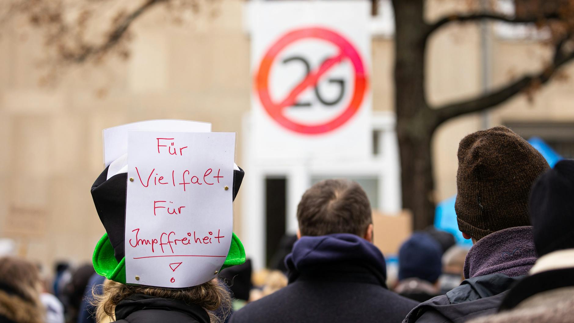 Ein „Spaziergang“ gegen die Corona-Maßnahmen in Hannover.