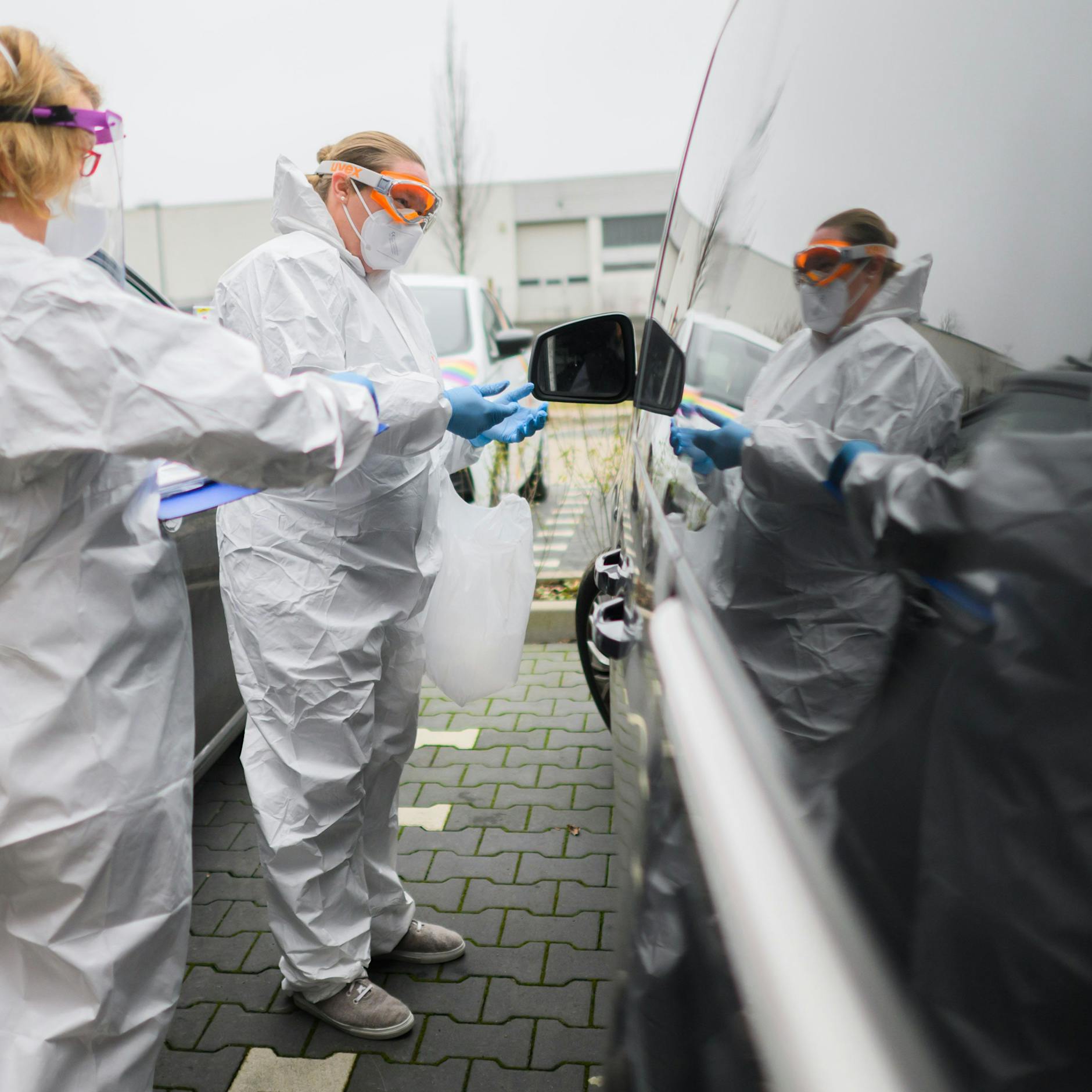 Corona-Zahlen auf Rekord-Hoch +++ Mehr als 200.000 Neuinfektionen +++ Inzidenz bei über 1000