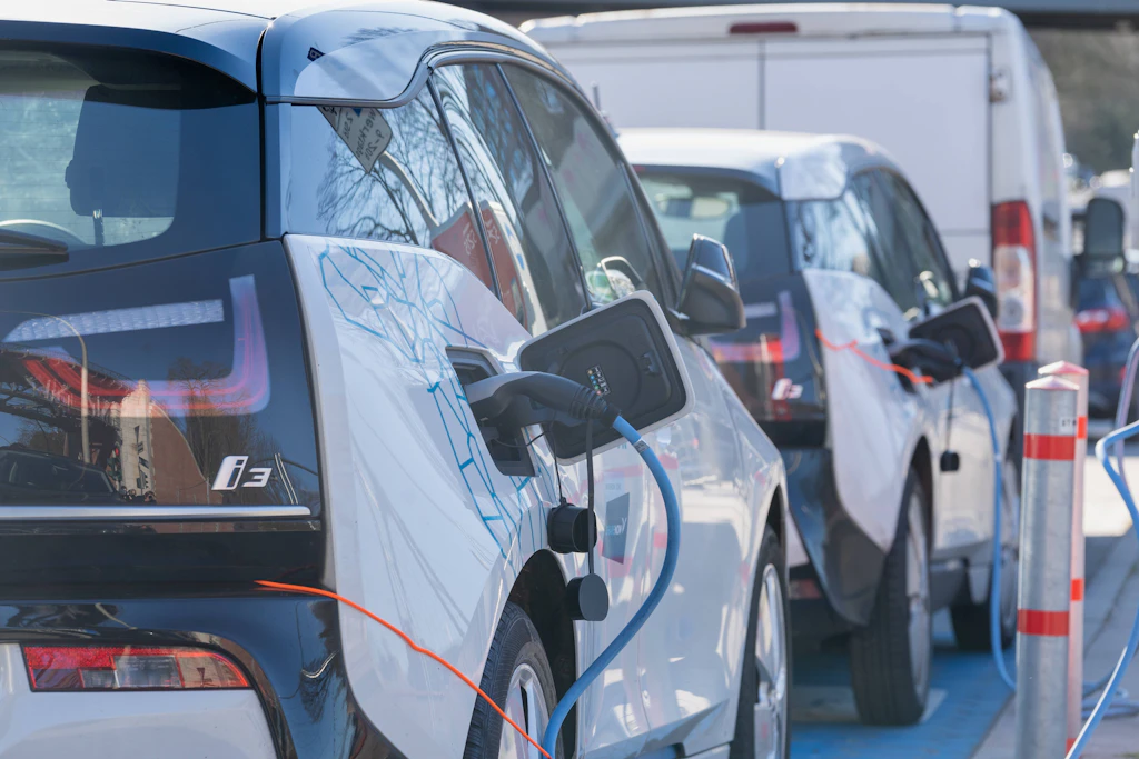 Wie schneiden Elektroautos eigentlich beim Tüv ab?