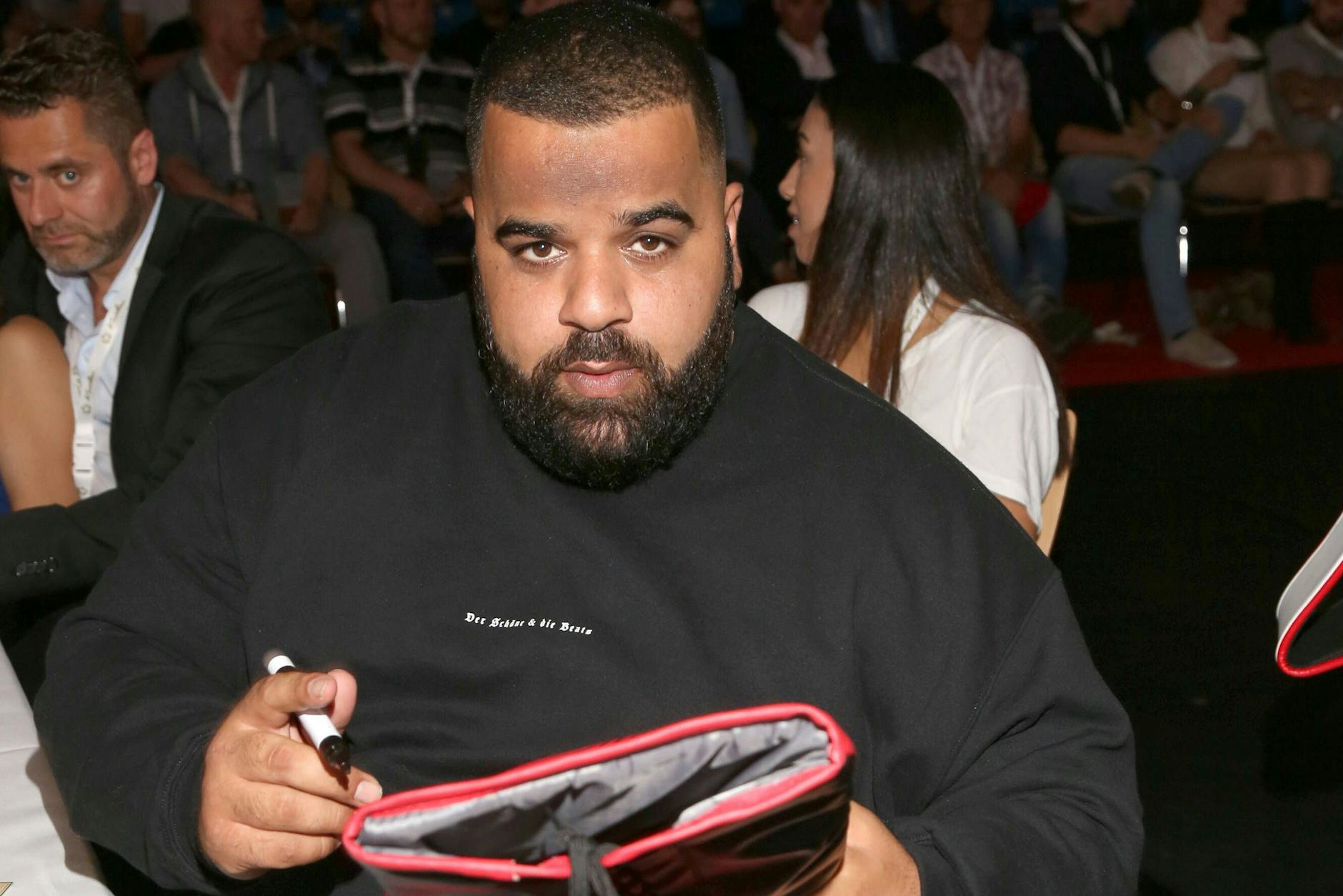 Ali Bumaye: Einer seiner größten Hits heißt „Sex ohne Grund“