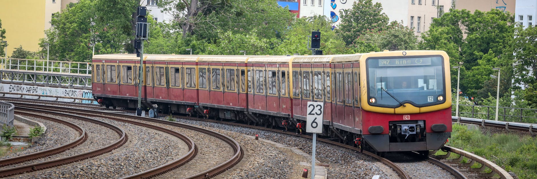 Wegen Bauarbeiten gibt es Einschränkungen auf den Ringbahn-Linien S41 und S42.
