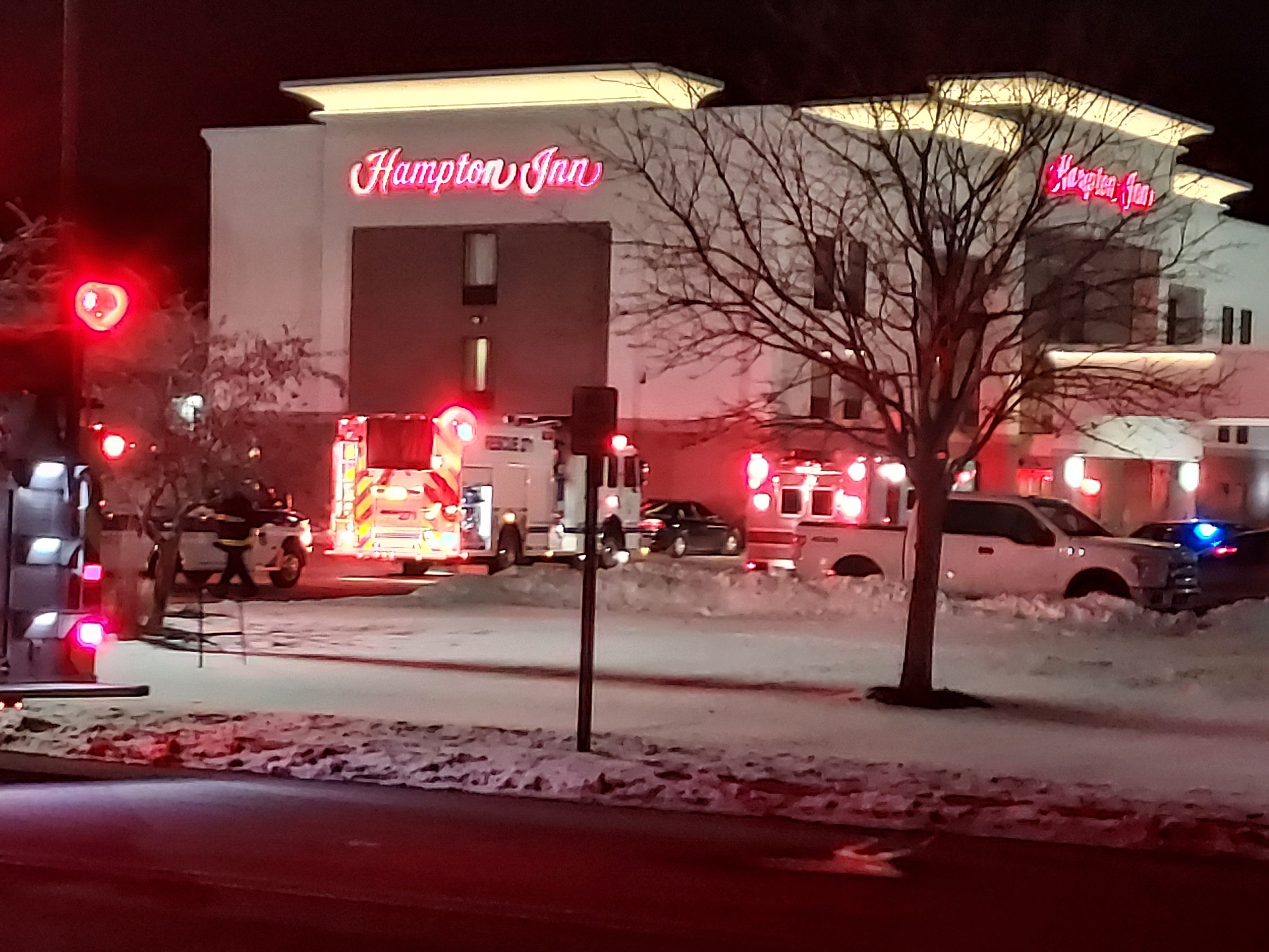 Vergiftet? Mehrere Hotelgäste liegen bewusstlos neben Pool – sieben schweben in Lebensgefahr