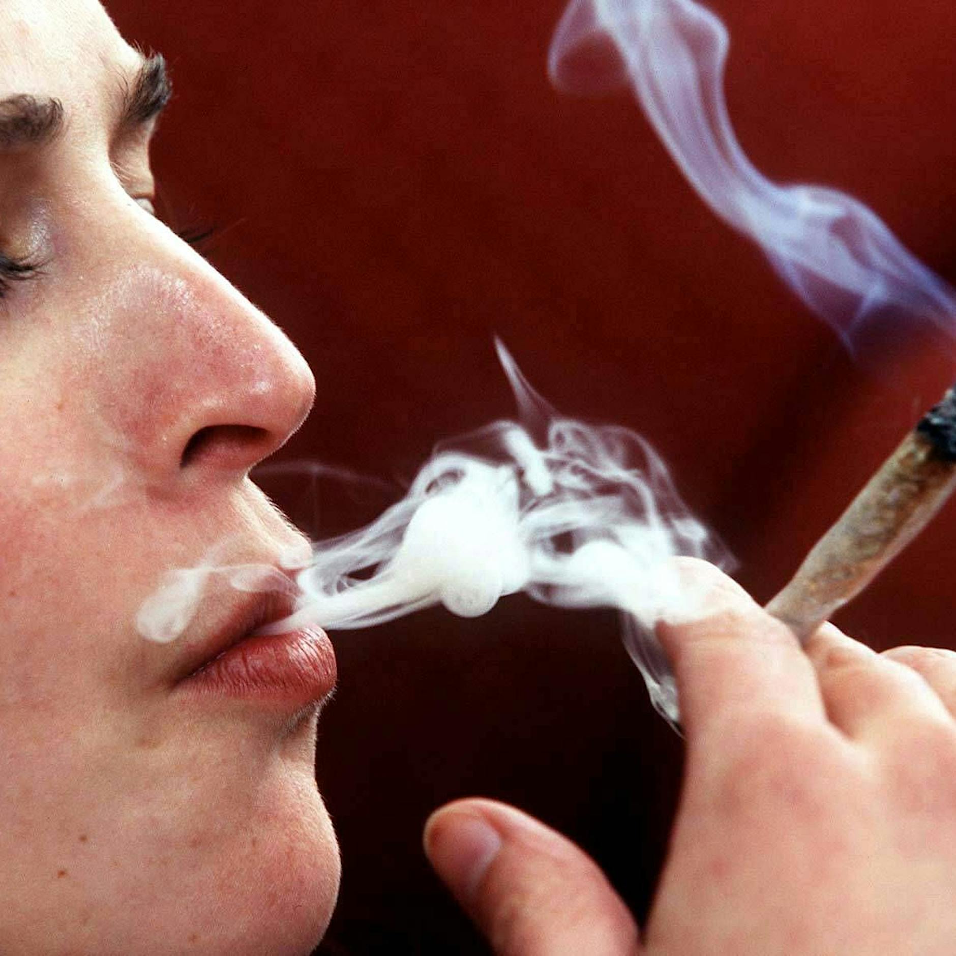 Zahl der Kiffer mit psychischen Problemen in Kliniken deutlich gestiegen