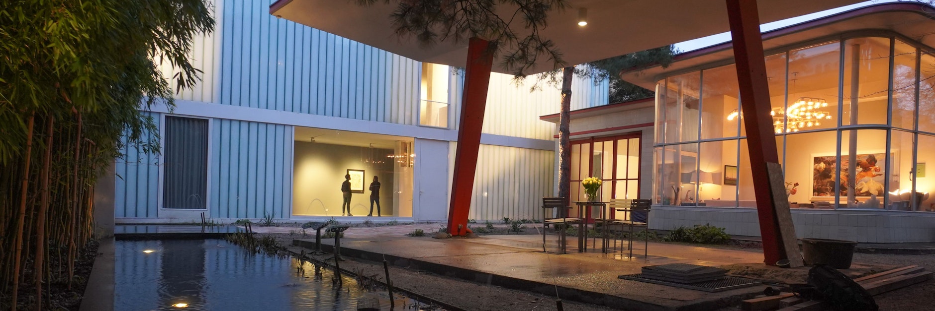 Die ehemalige Tankstelle in der Bülowstraße in Berlin Schöneberg. Sie wird jetzt „Das Kleine Grosz Museum“.