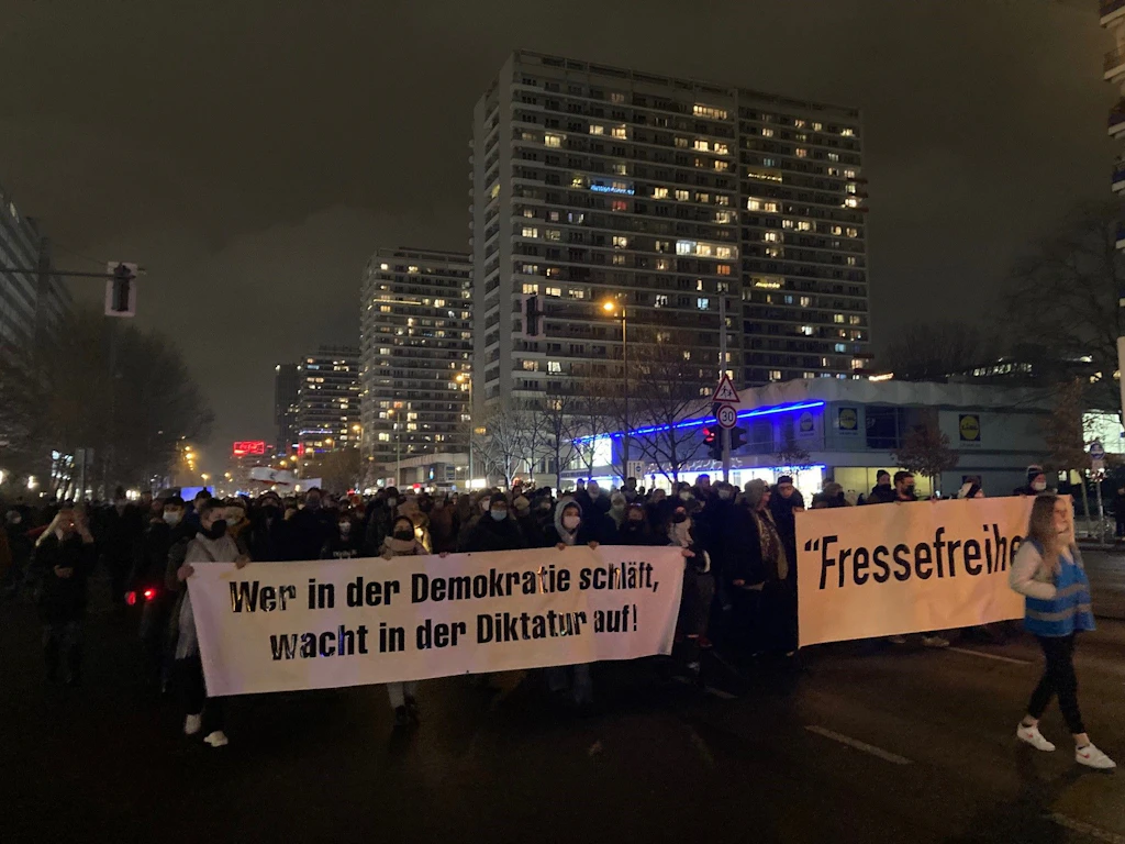 So viele gingen bundesweit an einem Tag gegen die Corona-Politik auf die Straße