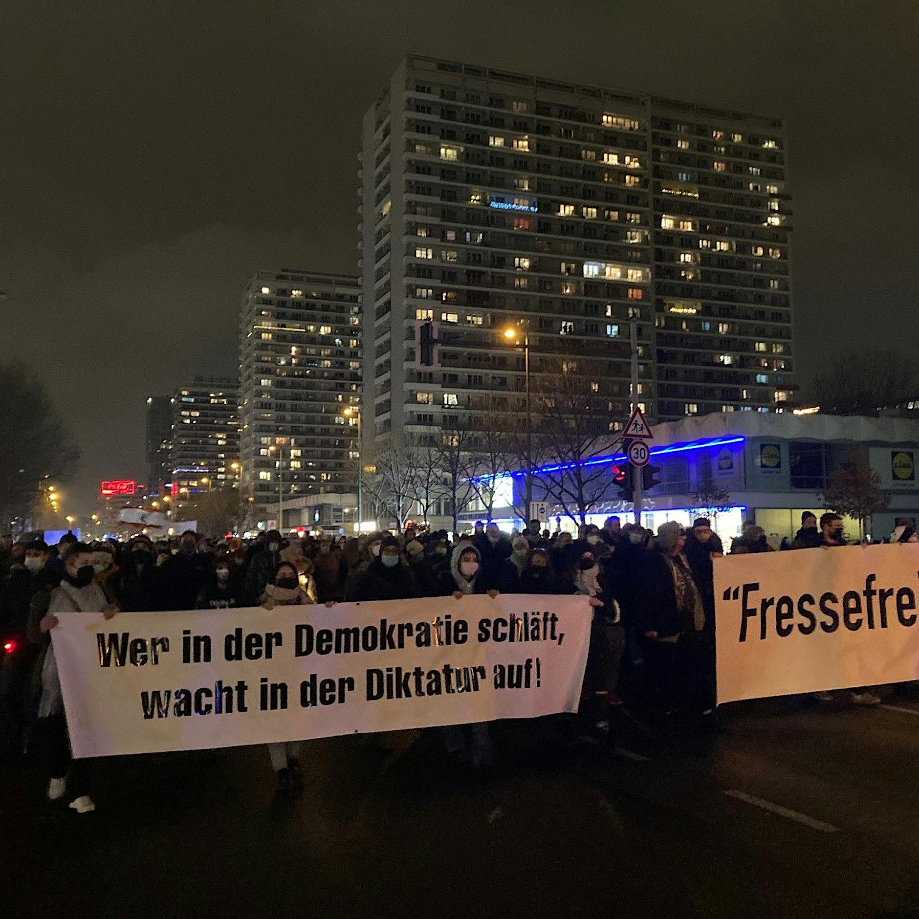 So viele gingen bundesweit an einem Tag gegen die Corona-Politik auf die Straße