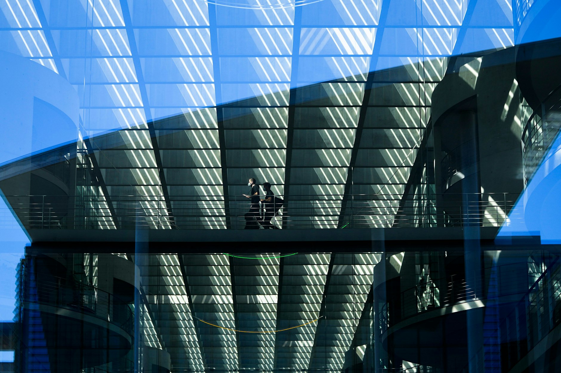 Mit welchem Status wird man sich wieder frei bewegen können?