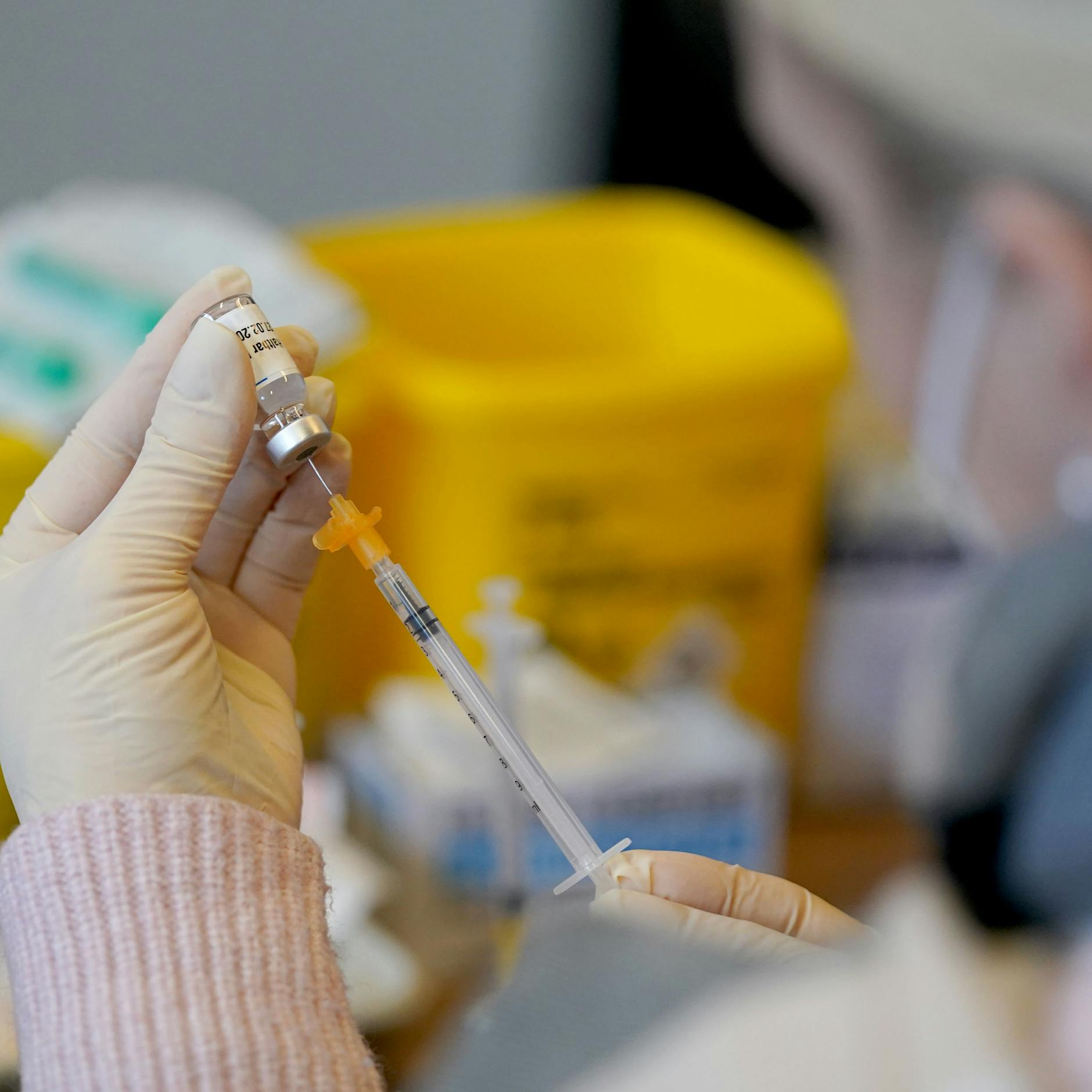 Stiko empfiehlt zweite Booster-Impfung gegen Corona: Was bringt der vierte Piks?