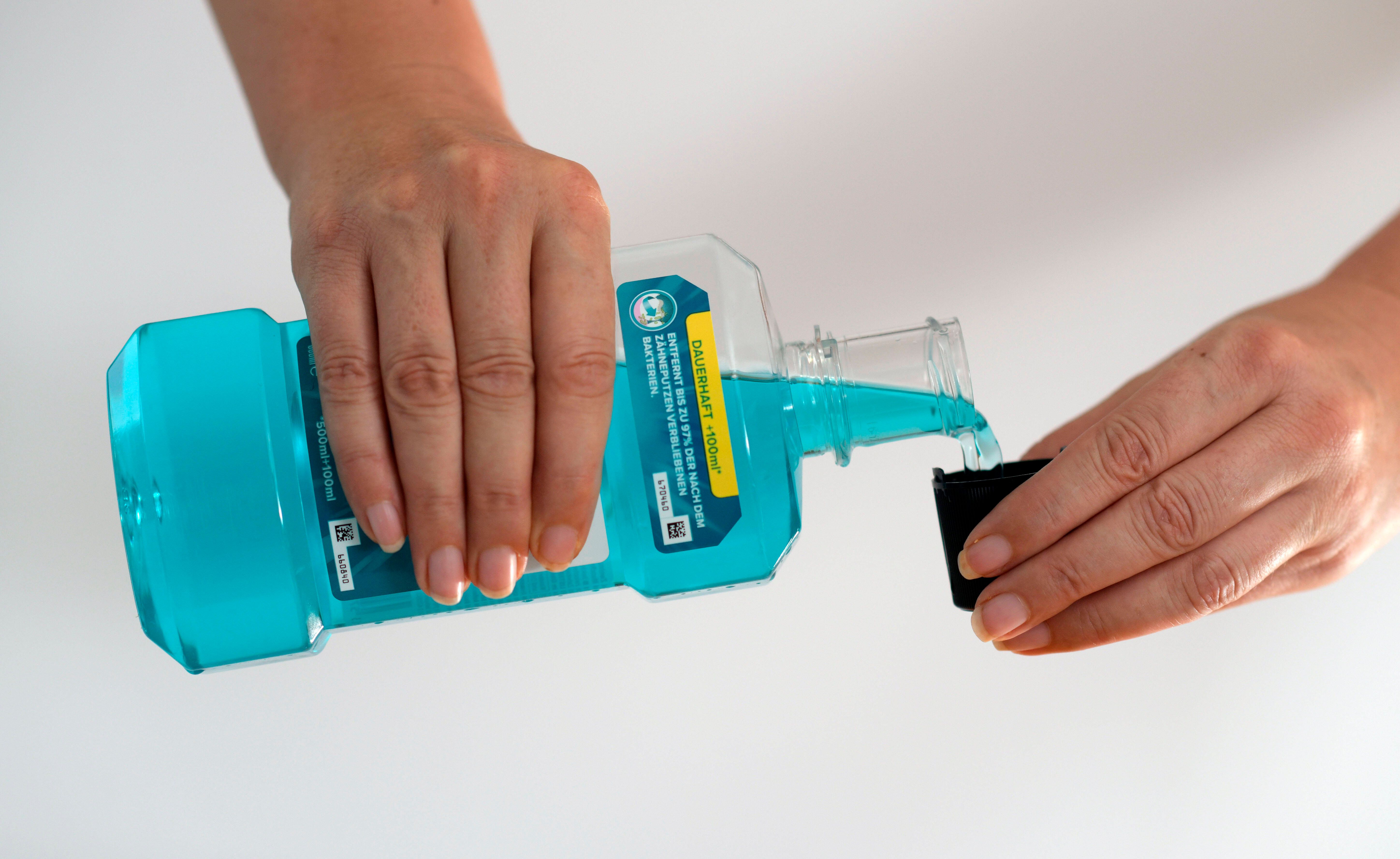 Mundwasser gegen Coronaviren: Kann der einfache Trick wirklich helfen, eine Infektion zu vermeiden?