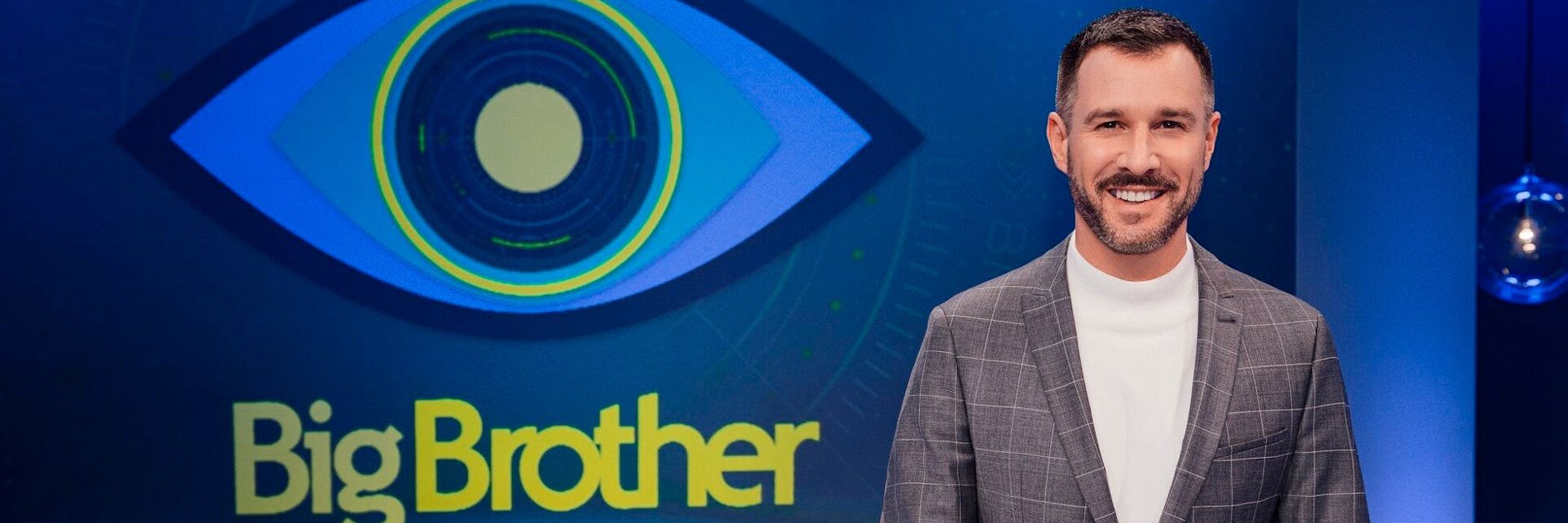 TV-Star Jochen Schropp ließ sich für ein akte-Spezial bei der Darmspiegelung begleiten.