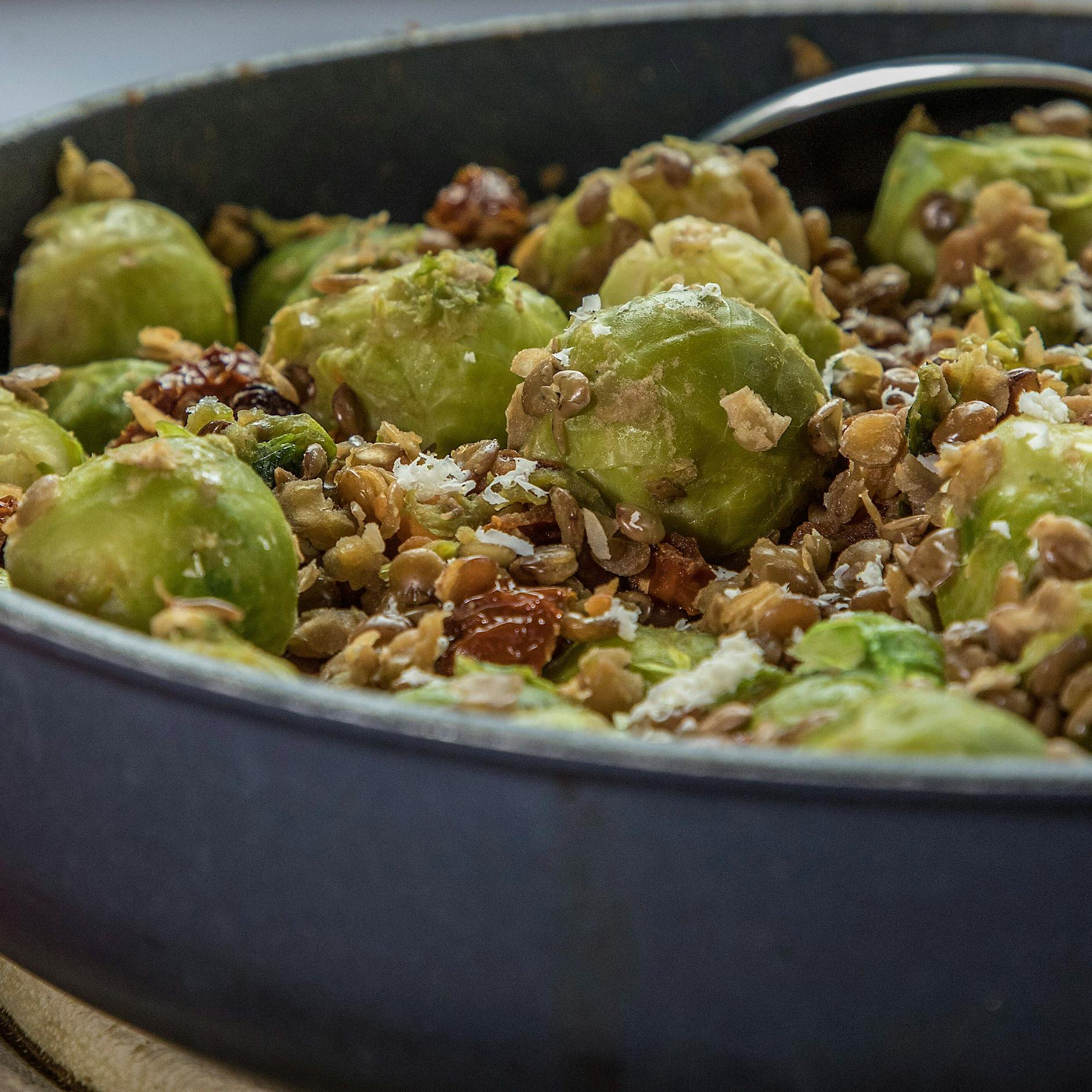 Rosenkohl mit Linsen aus der Pfanne: Dieses leckere Rezept müssen Sie ausprobieren