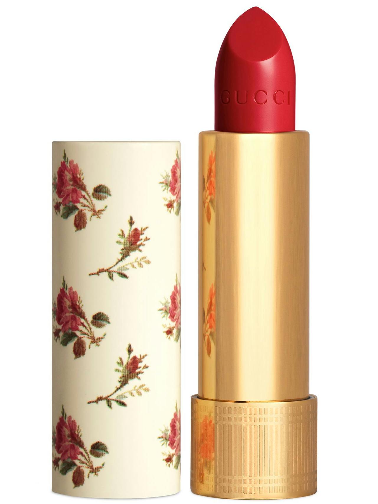 Den Rot-Ton des „Rouge à Lèvres 25* Goldie Red“ wählte Alessandro Michele höchstpersönlich aus. Seine Farbbezeichnung spielt mit zwei Symbolen, die bei der Marke aktuell häufig vorkommen: die Zahl 25 und das Sternchen. Preis: 25 Euro, erhältlich exklusiv im KaDeWe sowie online.