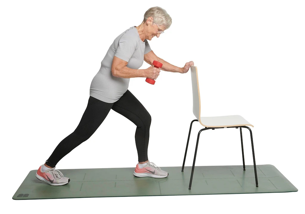 Fitness für Faule: Sport-Oma erklärt, wie man zu Hause trainiert