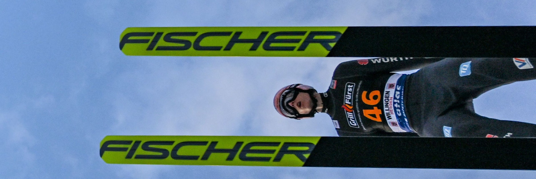 Karl Geiger beim vorolympischen Skispringen in Willingen. In Peking hat er Probleme.