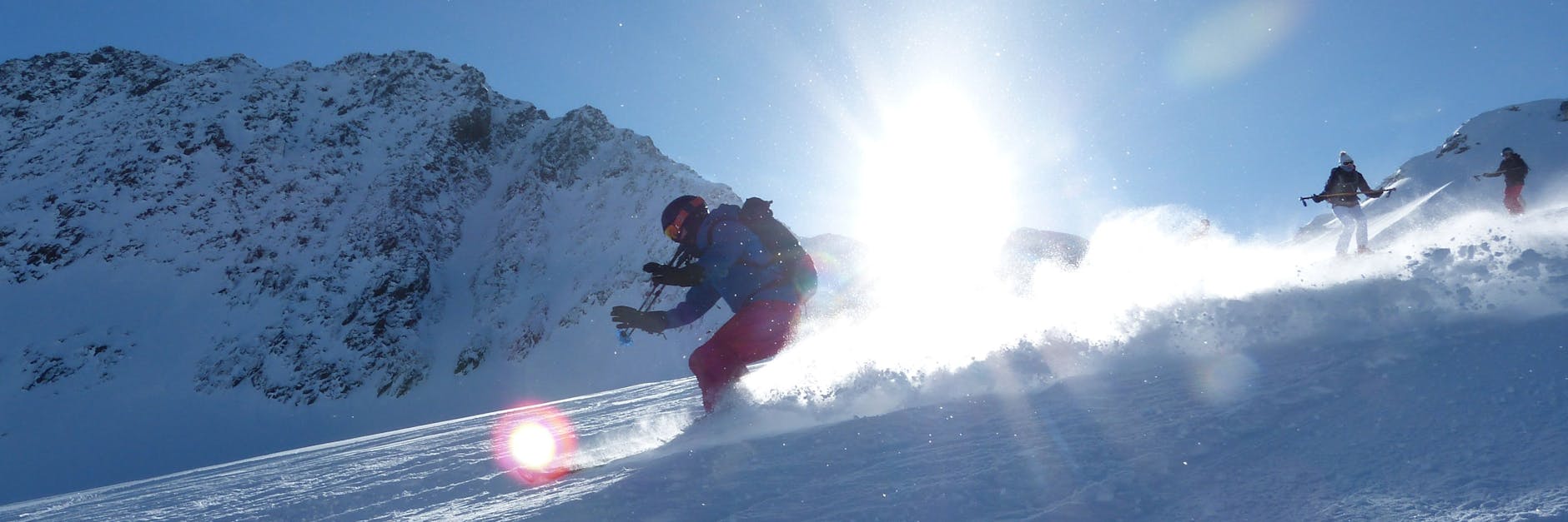 Die Behörden in Österreich warnen Skifahrer vor erheblicher Lawinengefahr. (Symbolbild)
