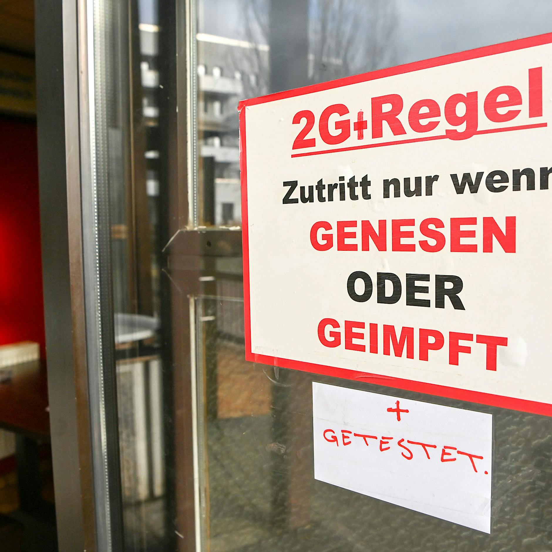 Gericht: Verkürzung des Genesenenstatus ist verfassungswidrig