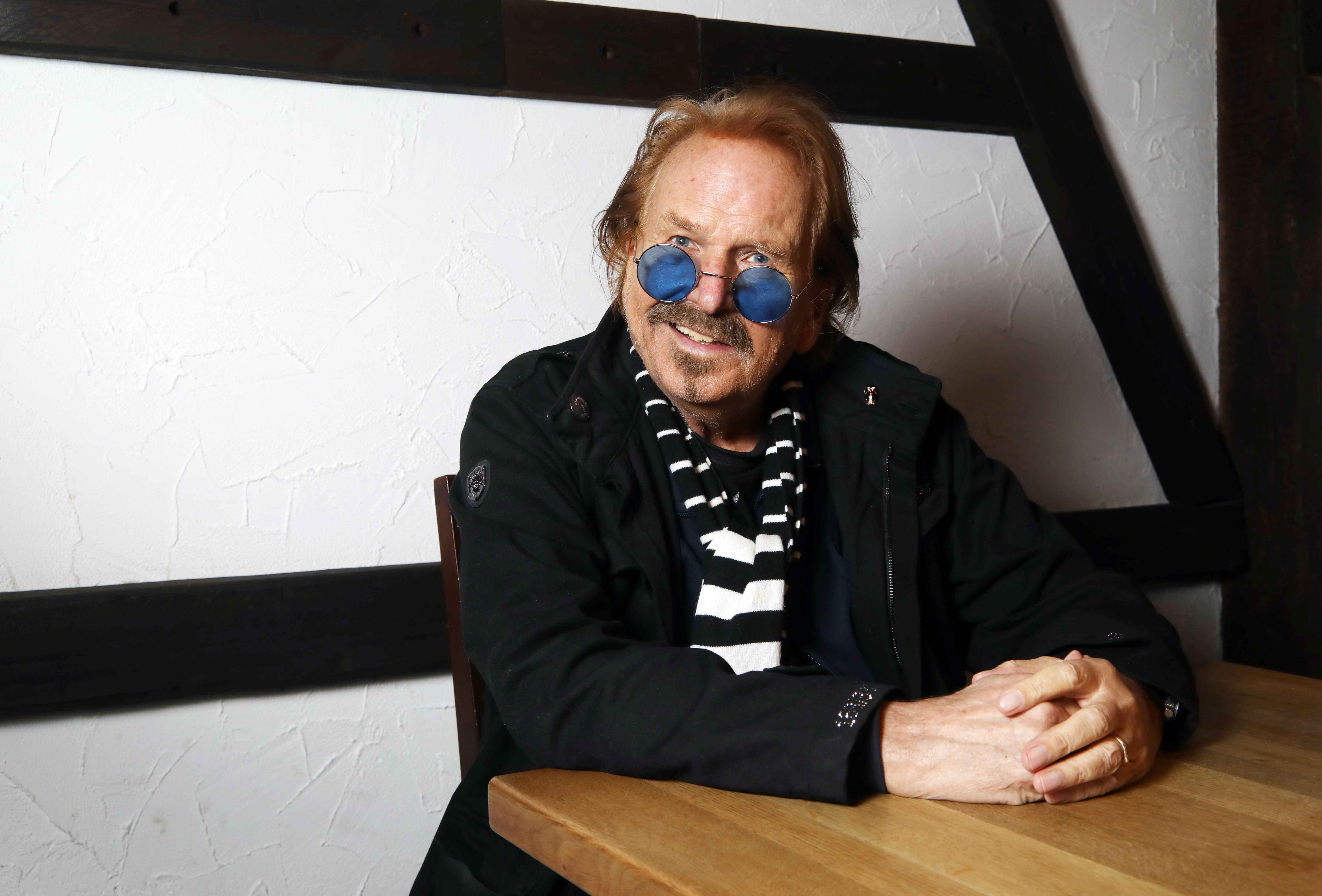 Frank Zander: Für 600 Mark ließ er sich den „Adolf“ im Vornamen streichen!