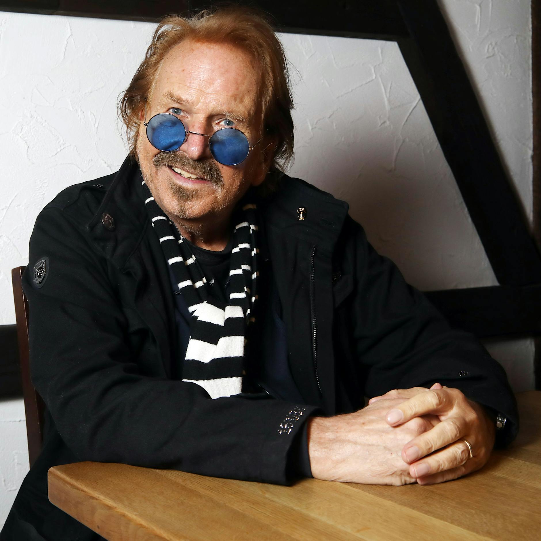 Frank Zander: Für 600 Mark ließ er sich den „Adolf“ im Vornamen streichen!