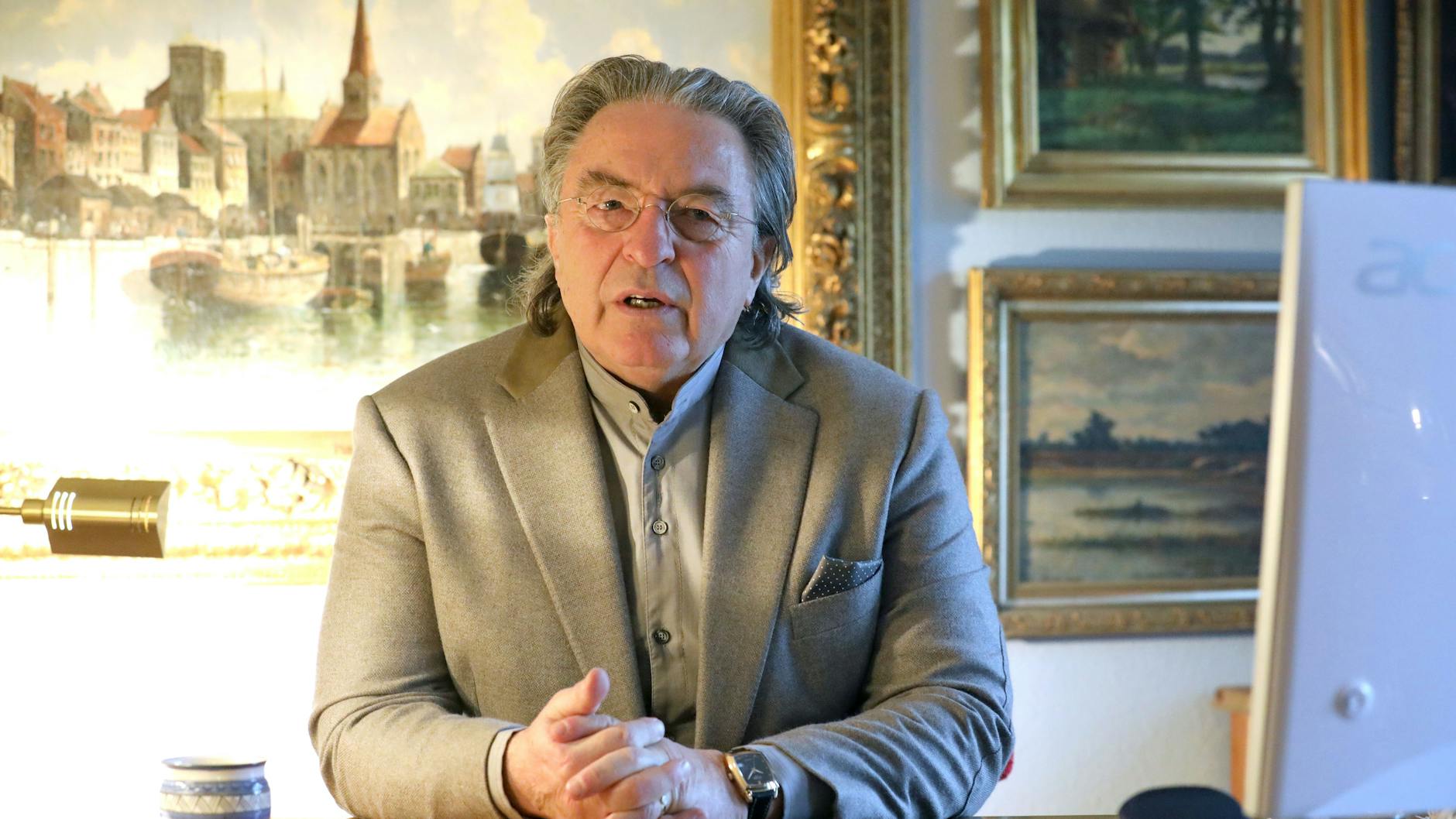 Peter-Michael Diestel, letzter Innenminister der DDR und Anwalt, in Zislow (Mecklenburgische Seenplatte)