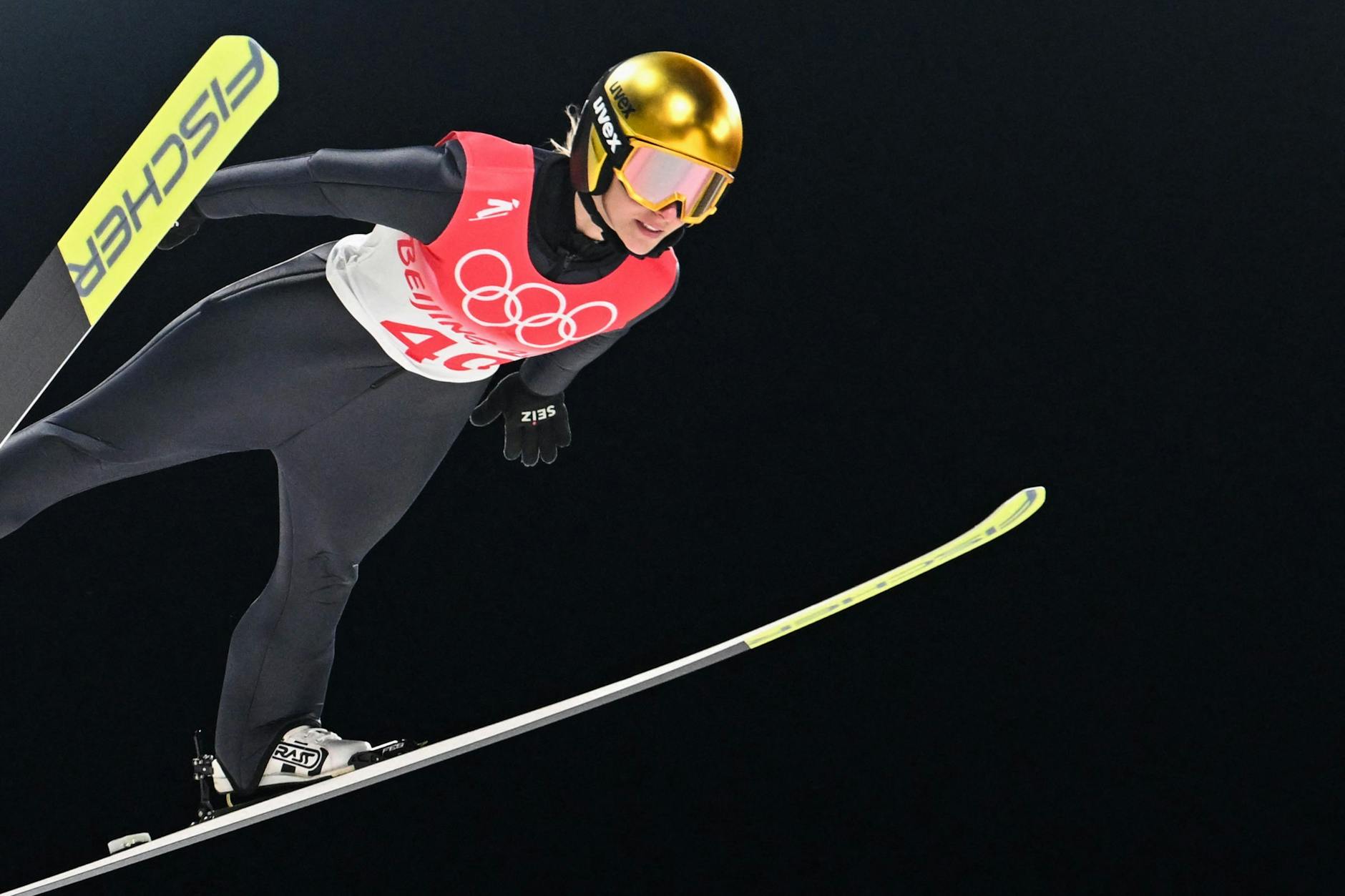 Katharina Althaus fliegt zu Silber.