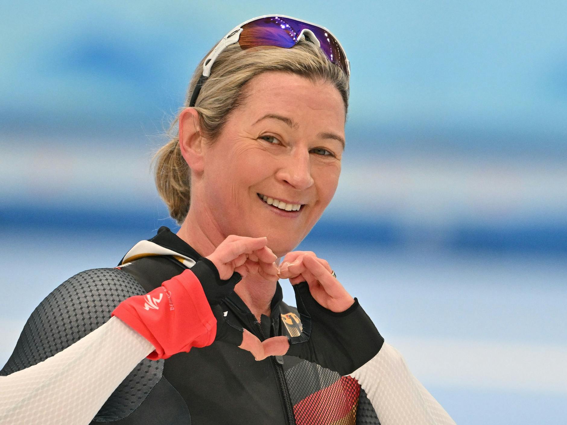 Es ist geschafft: Claudia Pechstein nach ihrem Start über 3000 Meter.