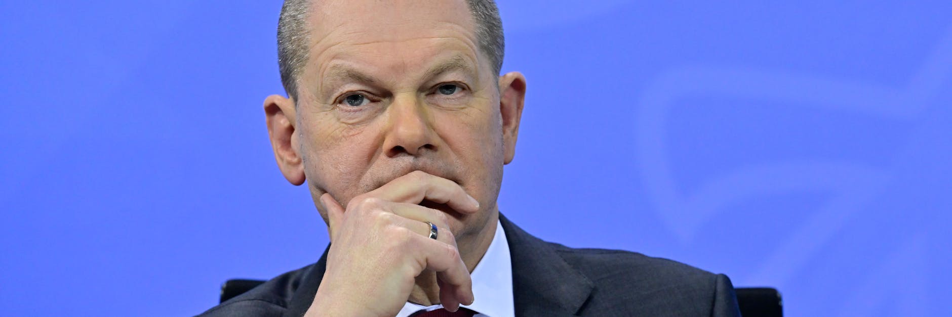 Olaf Scholz (SPD) stürzt in Umfragen ab.