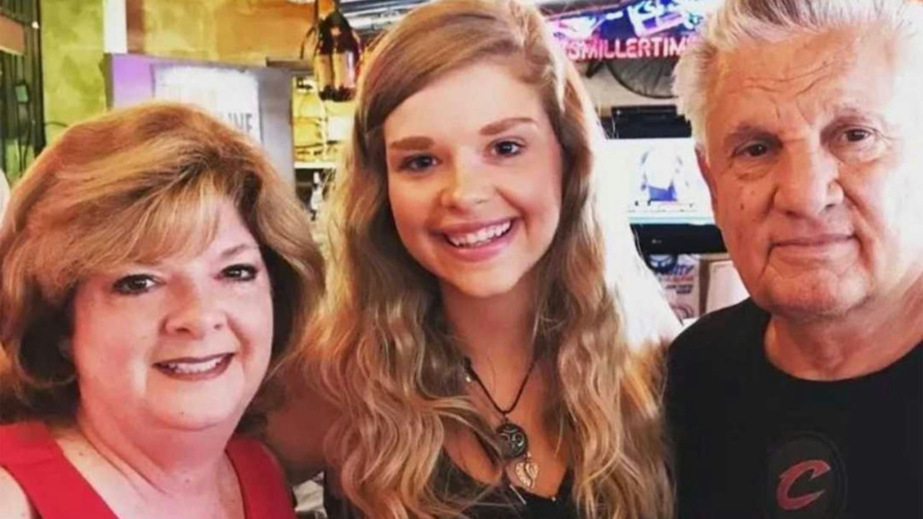 Jessica bekam zum Schulabschluss einen DNA-Test geschenkt, das Ergebnis schockte: Papa Mike ist nicht ihr leiblicher Vater. Ihrer Mutter&nbsp;Jeanine wurde das Sperma eines fremden Mannes eingesetzt.