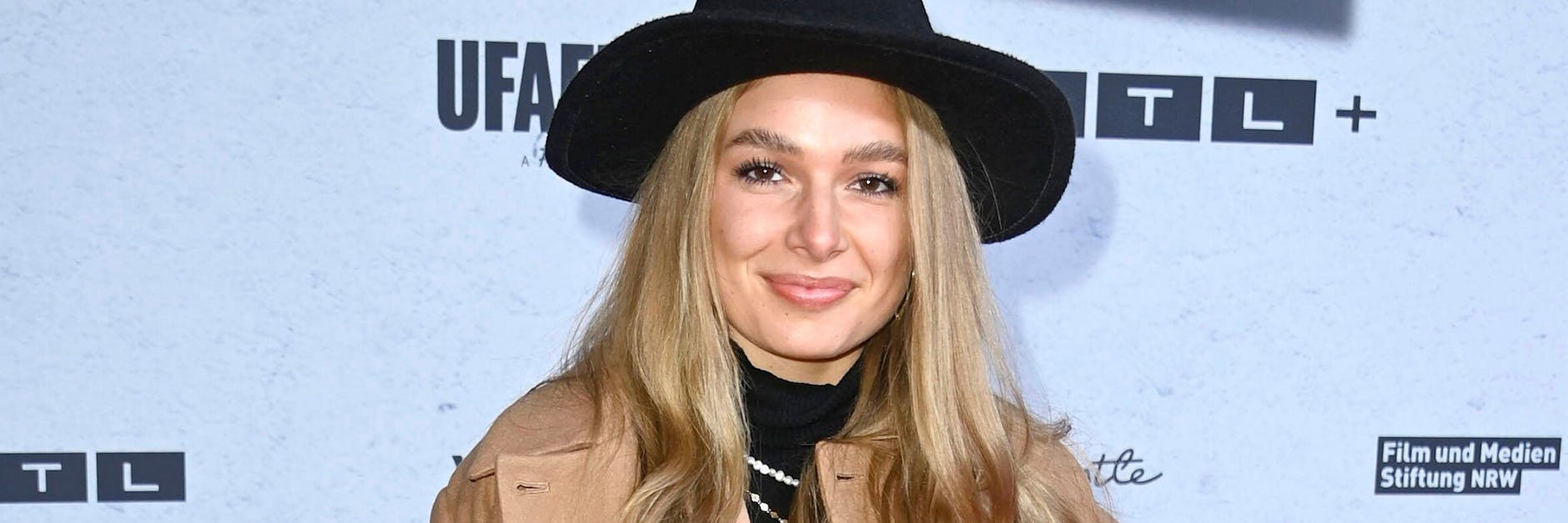 Lola Weippert flog unter anderem bei „Let's Dance“ über das Parkett und moderierte „Das Supertalent“.