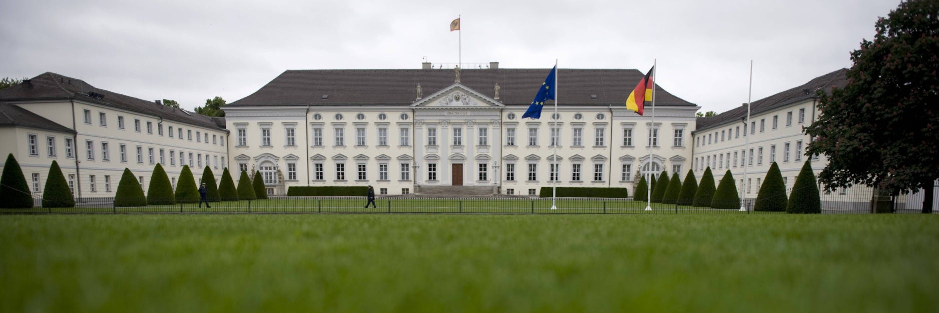 Das Schloss Bellevue, zur Sanierung anstehender Amtssitz des Bundespräsidenten. Der aktuelle Hausherr Steinmeier wird es wohl bleiben.