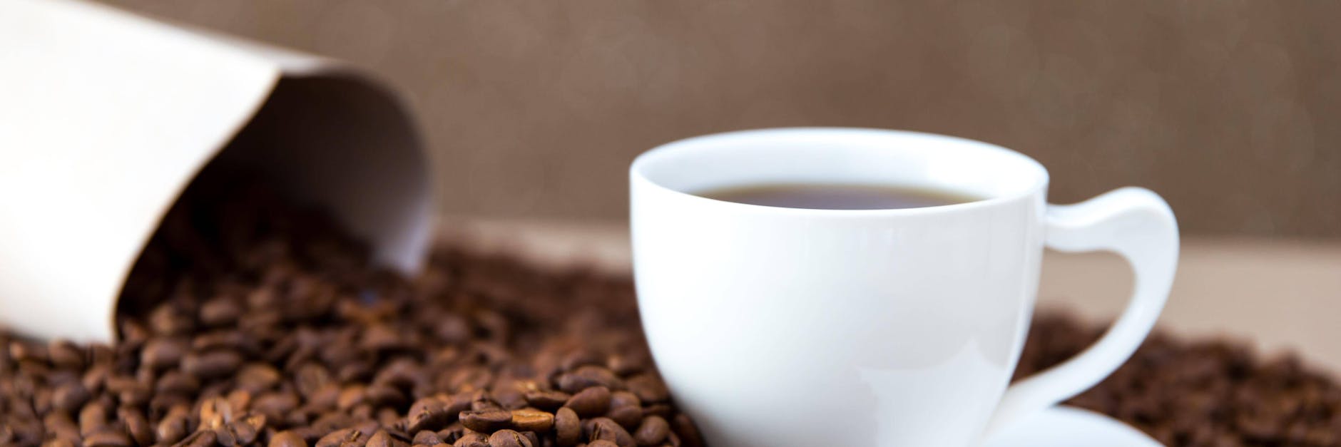 Für den perfekten Kaffeegenuss sollte man den Kaffee immer frisch mahlen und direkt aufbrühen.