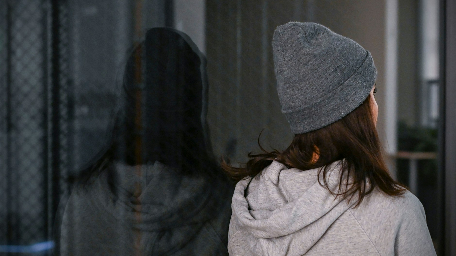 Die ungeimpfte Mitarbeiterin eines privaten Pflegedienstes möchte unerkannt bleiben.