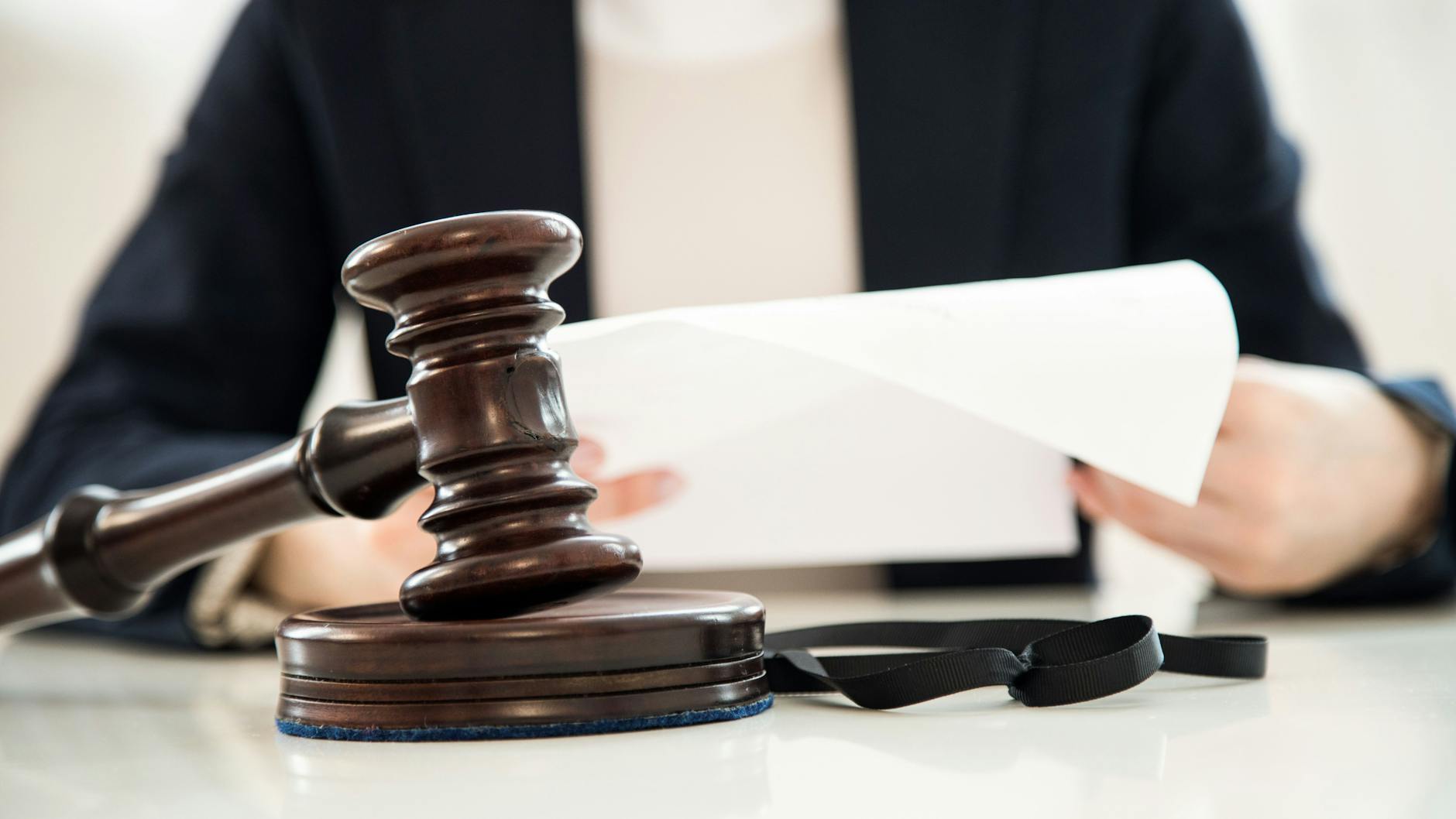 Erben müssen zum Nachweis ihrer Stellung nicht immer zwingend einen Erbschein präsentieren (Symbolbild).