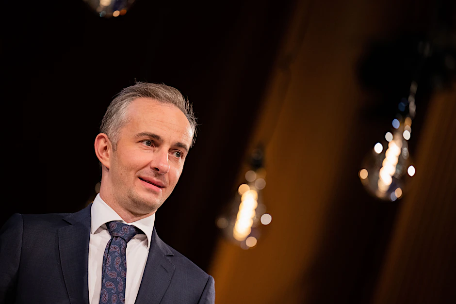 Preisträger Jan Böhmermann („ZDF Magazin Royal“) bei einem Fototermin vor der Verleihung des Hanns-Joachim-Friedrichs-Preises 2021