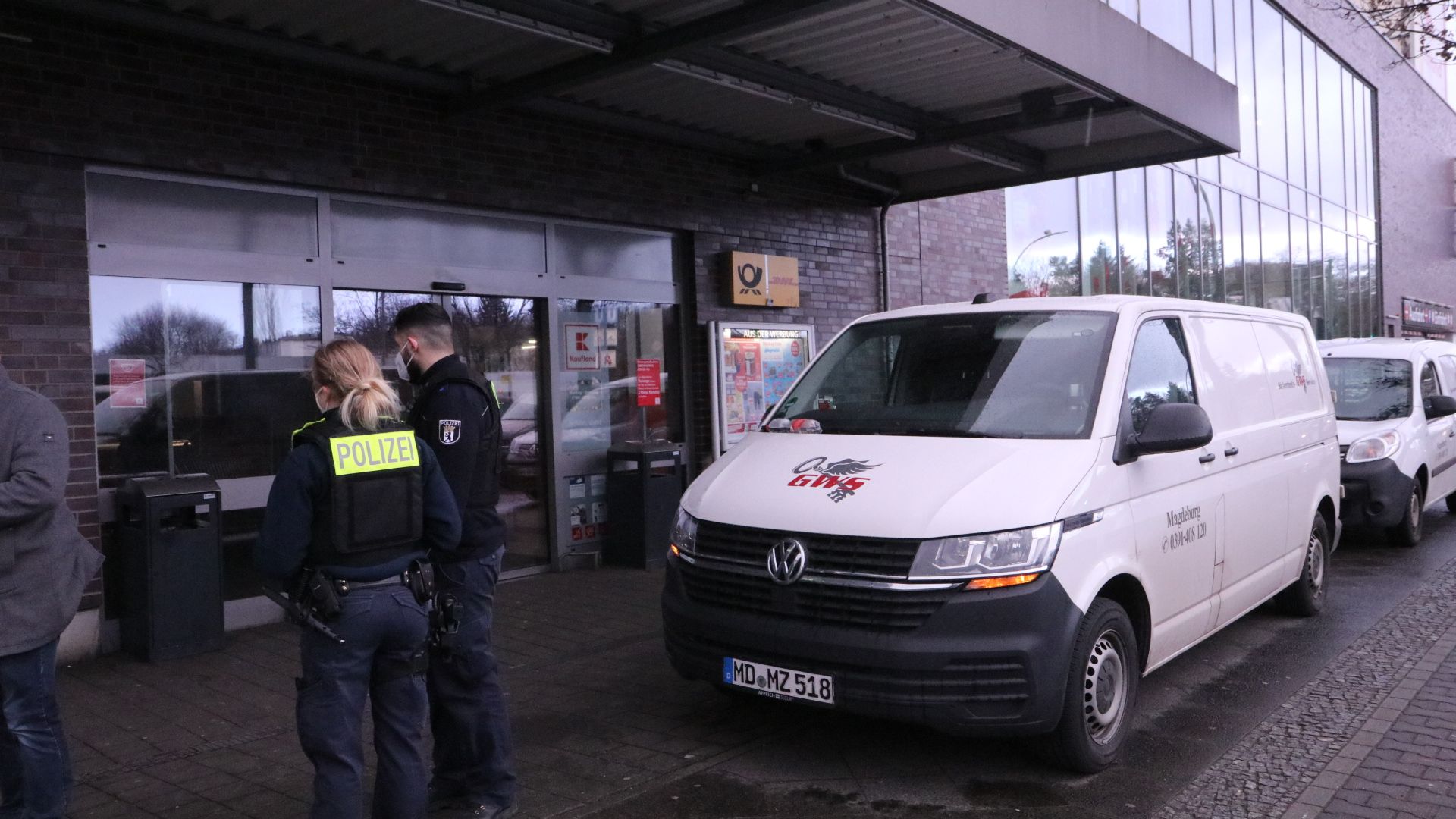 Der Geldtransporter-Überfall von Britz: Täter immer noch auf der Flucht +++  Was man bisher weiß