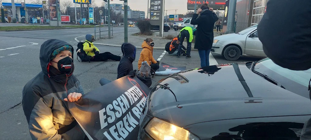 Tunnel gesperrt, kilometerlange Staus: Aktivisten legen schon wieder den Berliner Verkehr lahm