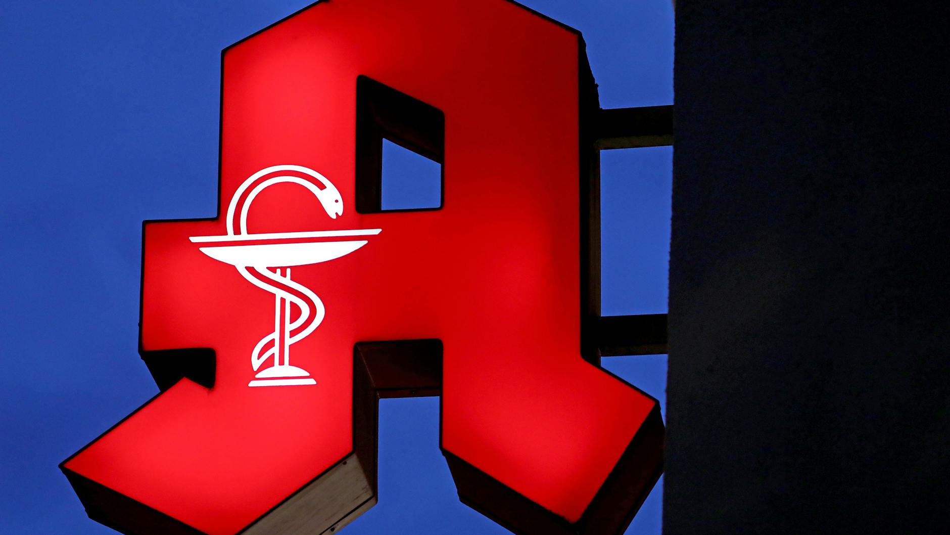 Insgesamt 18.500 Apotheken in Deutschland wollen bei der Impf-Aktion mitmachen. (Symbolbild)