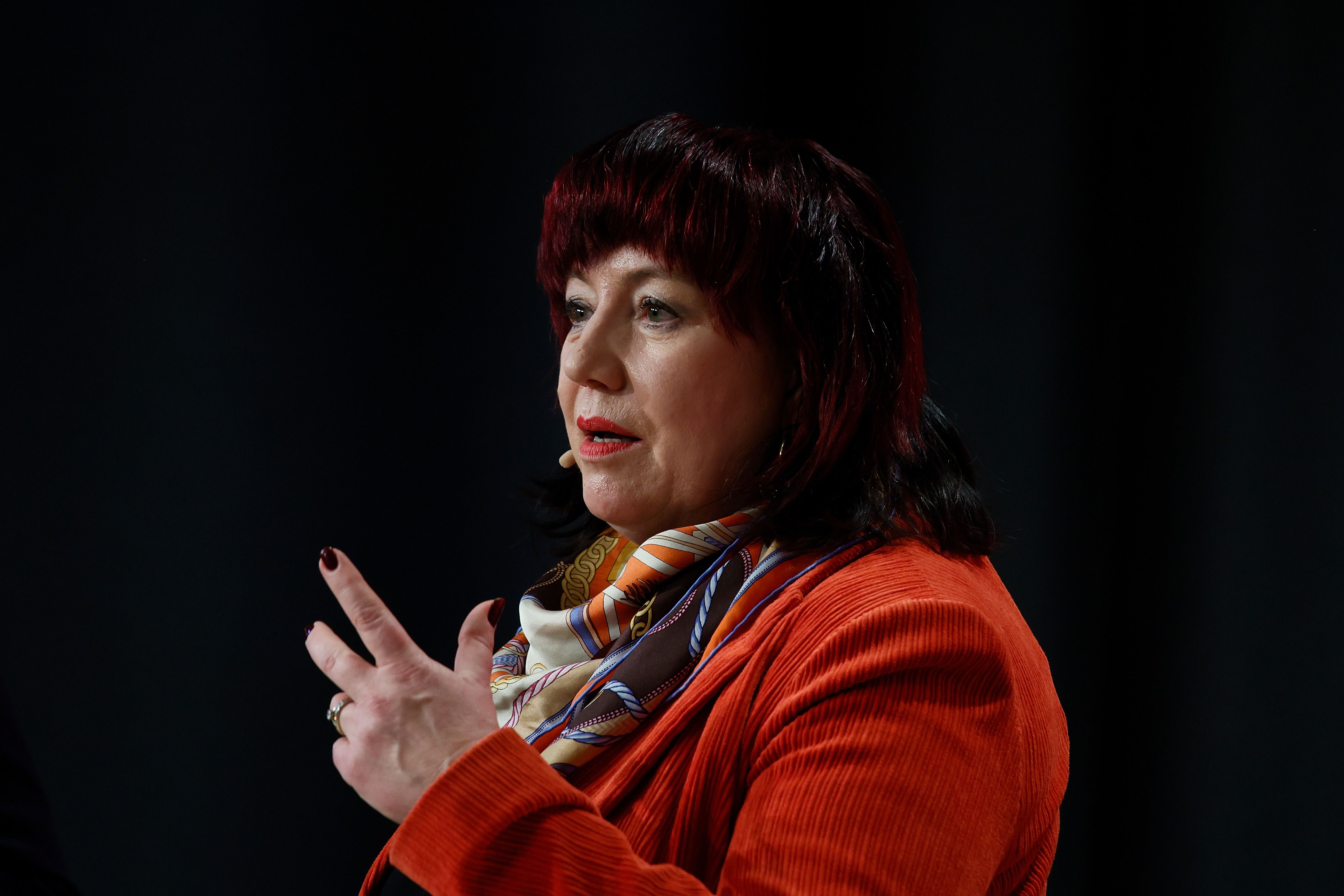 Image - Schulsenatorin Astrid-Sabine Busse (SPD): Schmerzen, Rettungswagen, Krankenhaus!